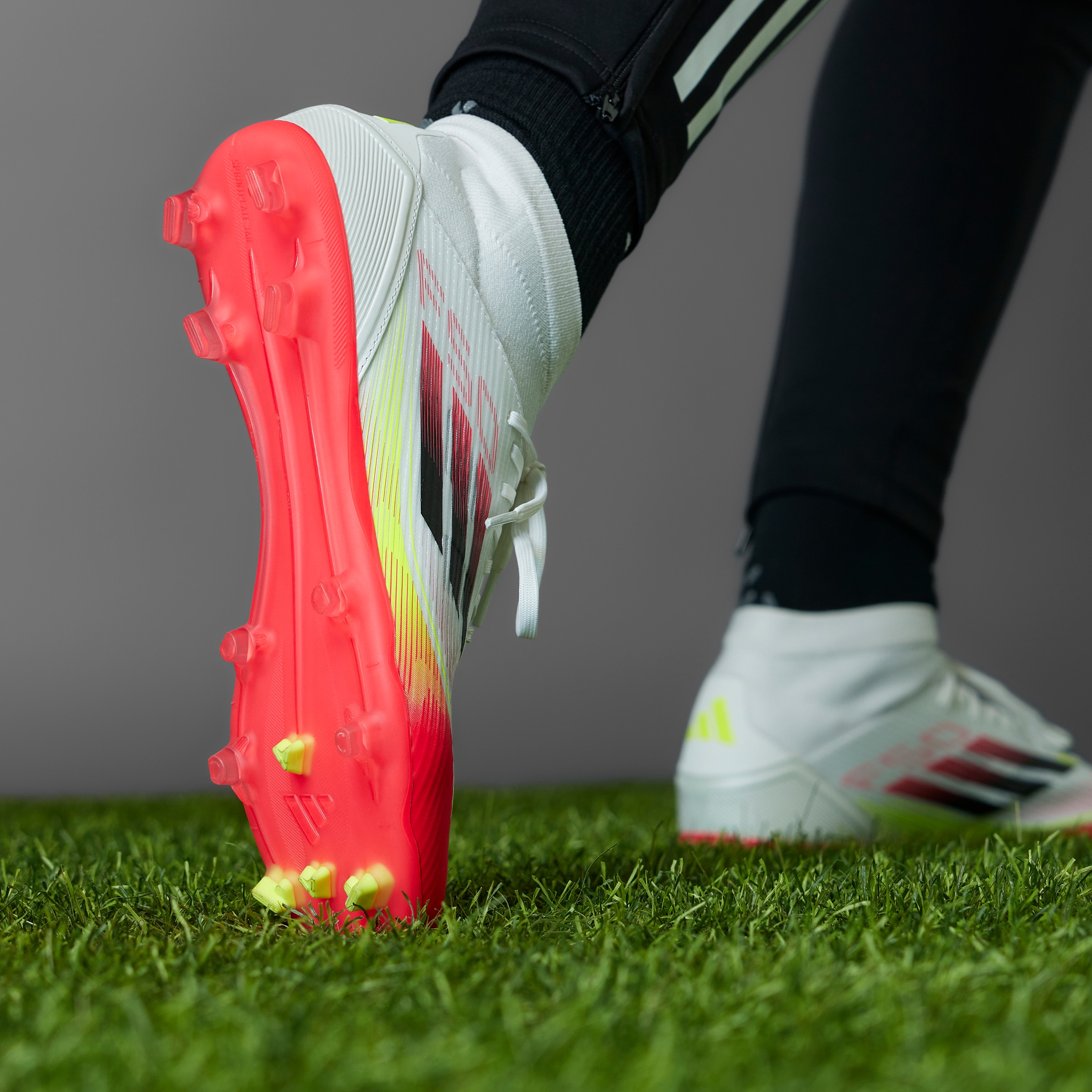 adidas Performance Fußballschuh »F50 LEAGUE MID FG/MG«