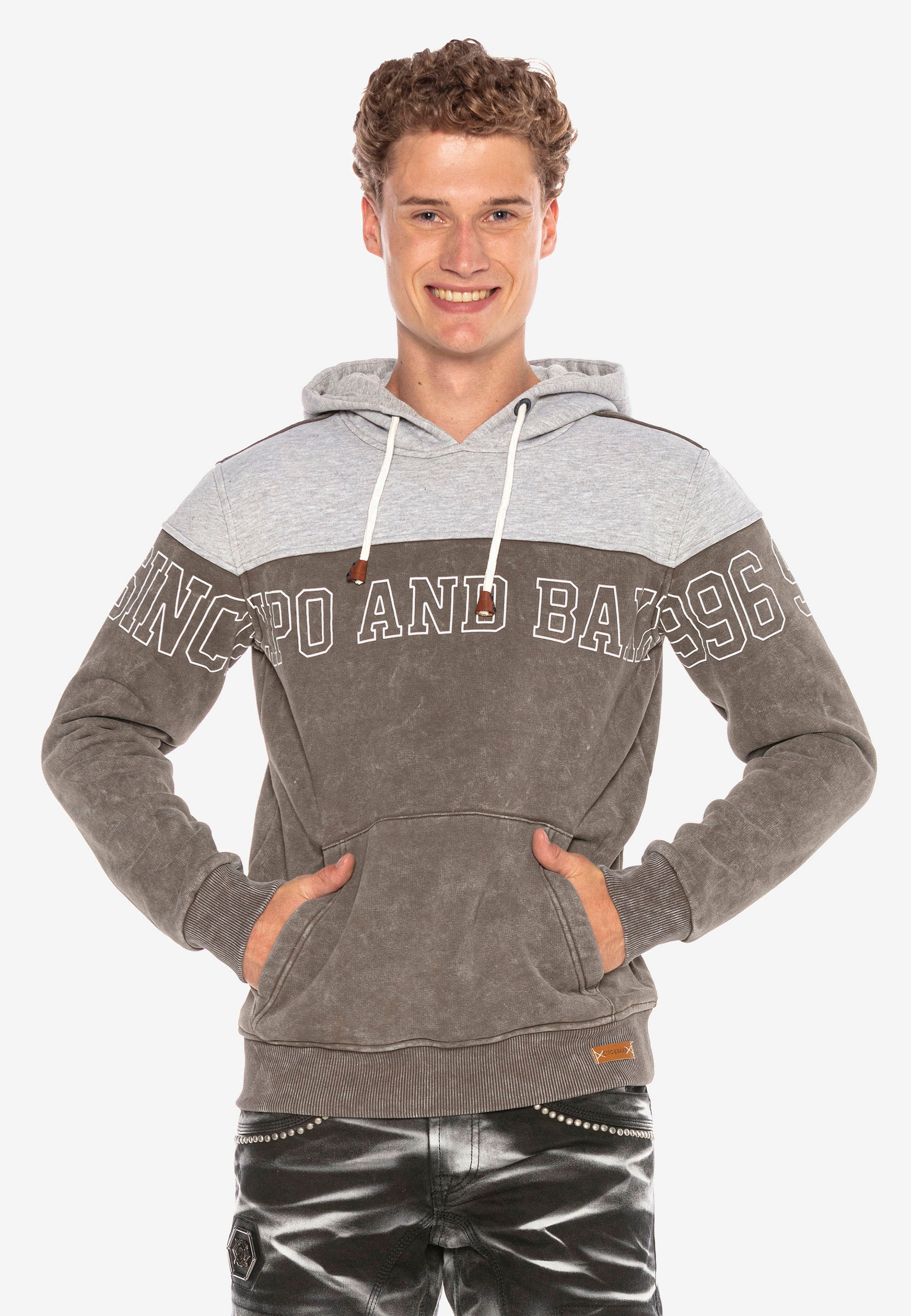 Cipo & Baxx Kapuzensweatshirt in coolem Look