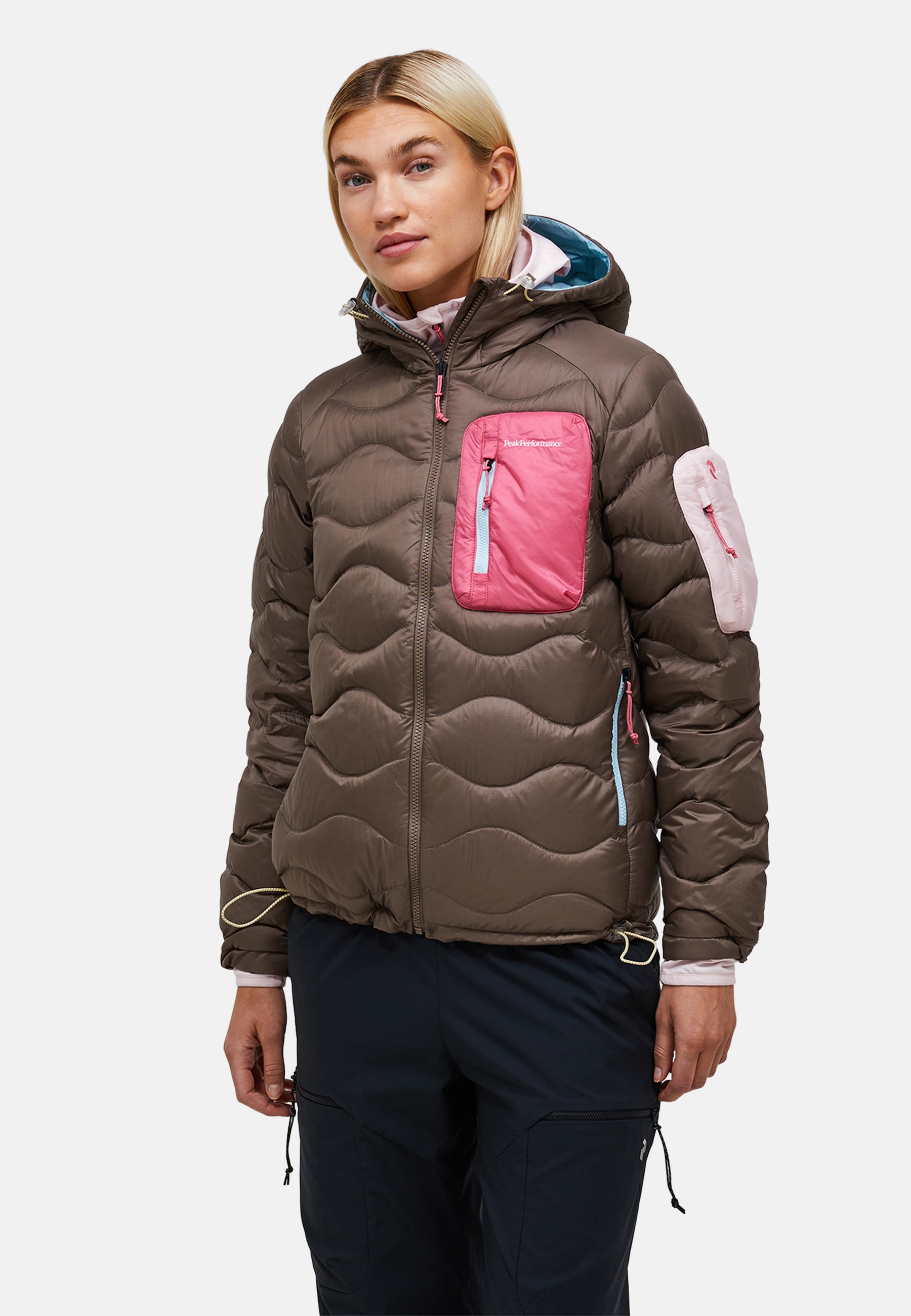 Peak Performance Daunenjacke »W Helium Utility Down Hood Jacket« wasserabweisend