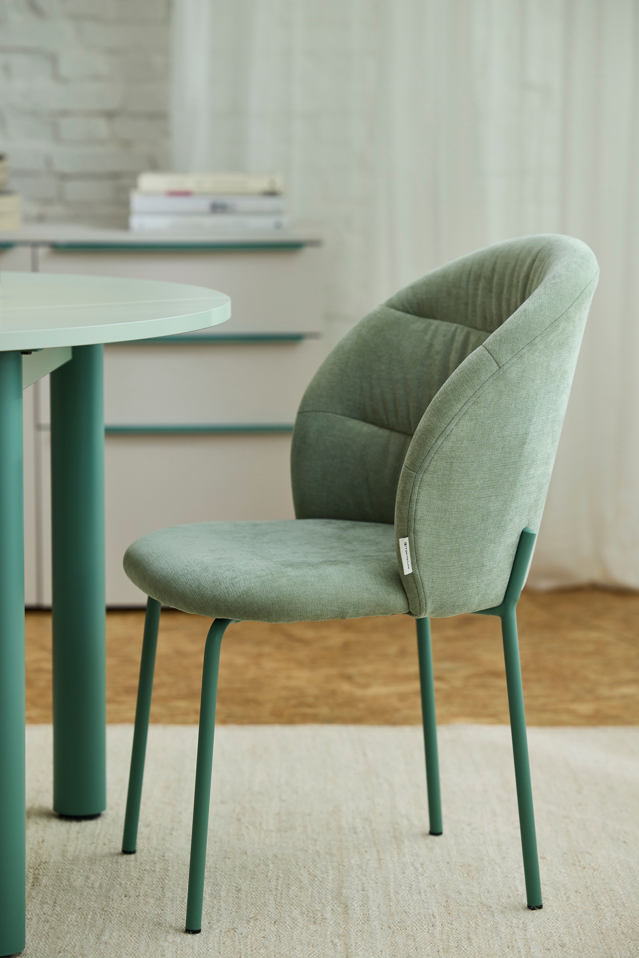 TOM TAILOR HOME 4-Fußstuhl "LEAF CHAIR" (Set) 2 Stk.4-Fußgestell, Raffung i günstig online kaufen