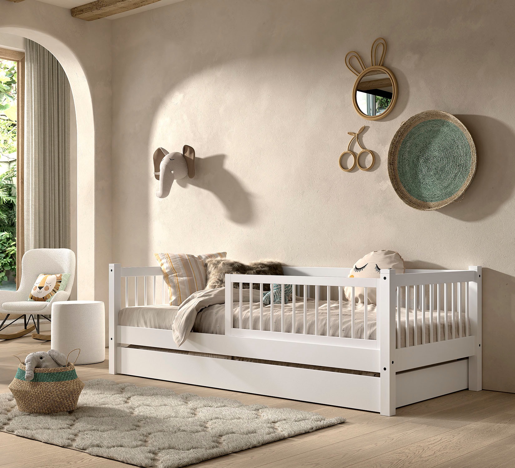 Thumbnail - Home affaire Daybett "Forrest 90/200 aus massiver Buche stabil gebaut, weiß lackiert" mit Sprossenumrandung, Rausfallsch...