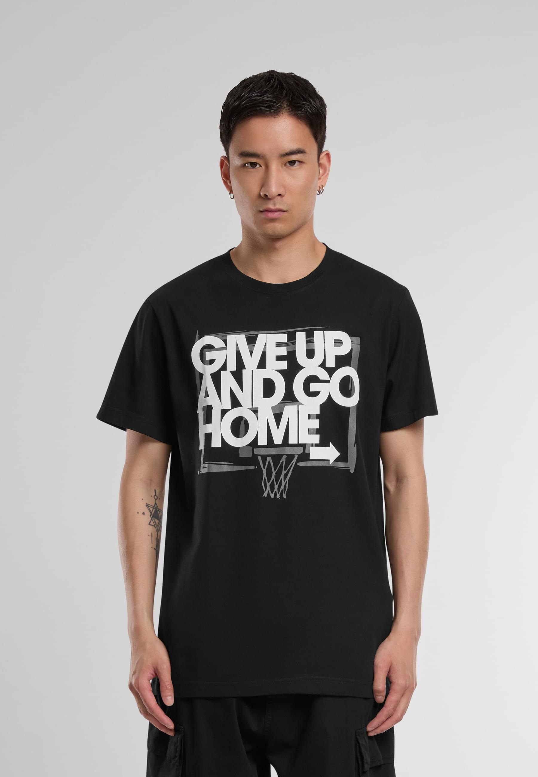 MisterTee T-Shirt »MisterTee Herren Give Up and Go Home Tee«, (1 tlg.)