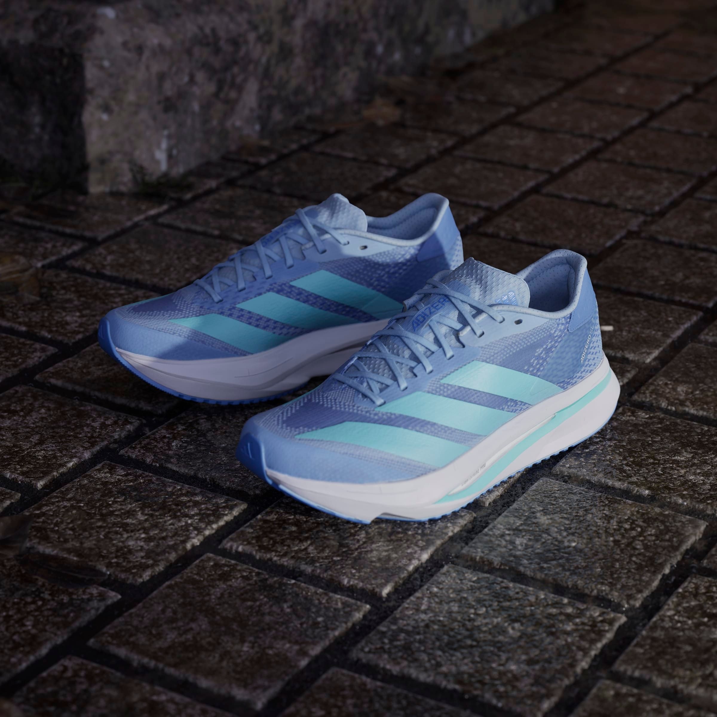 adidas Performance Laufschuh »ADIZERO SL2«, mit Lightstrike-Sohle