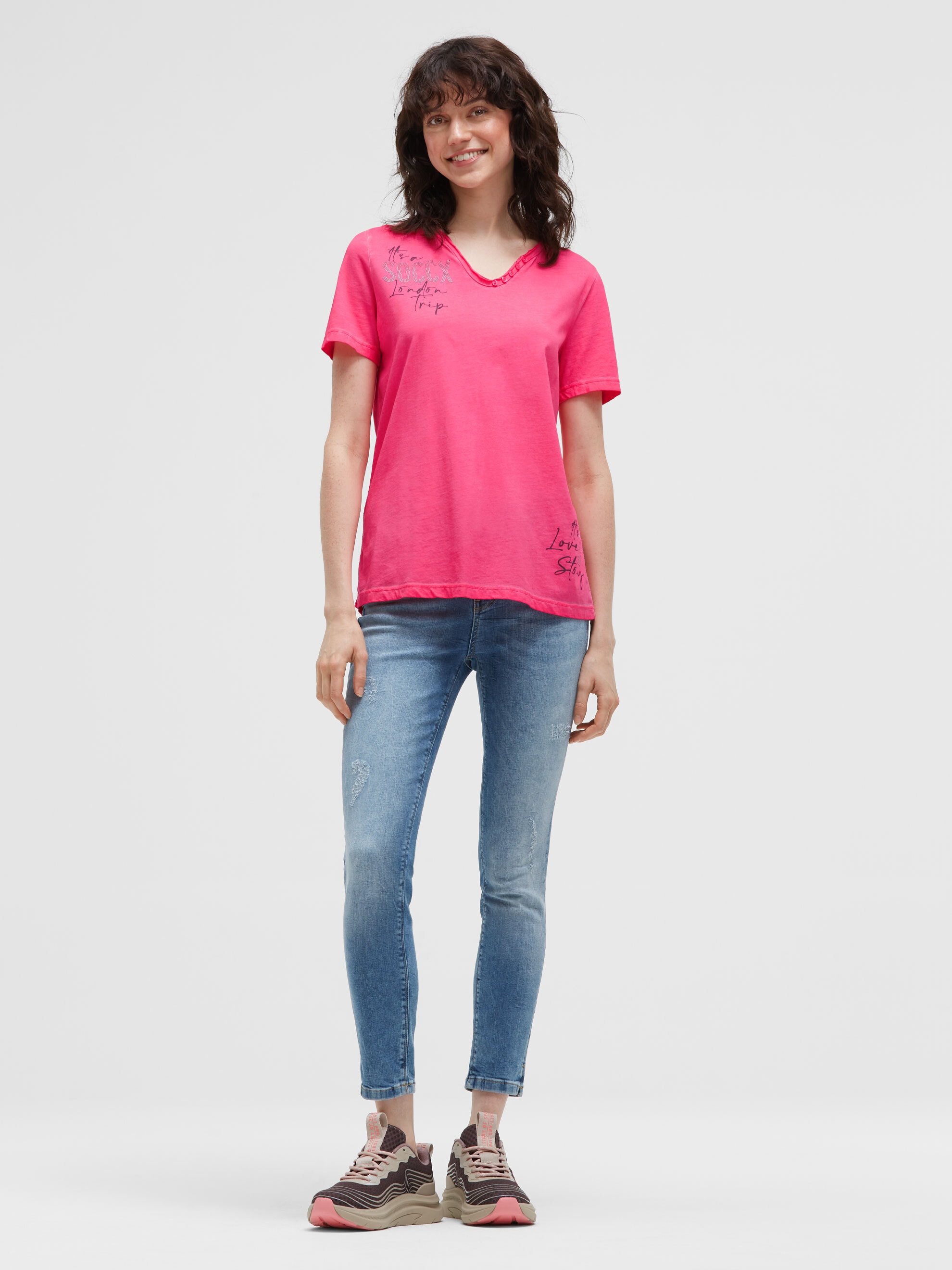 SOCCX V-Shirt mit längerer Rückenpartie