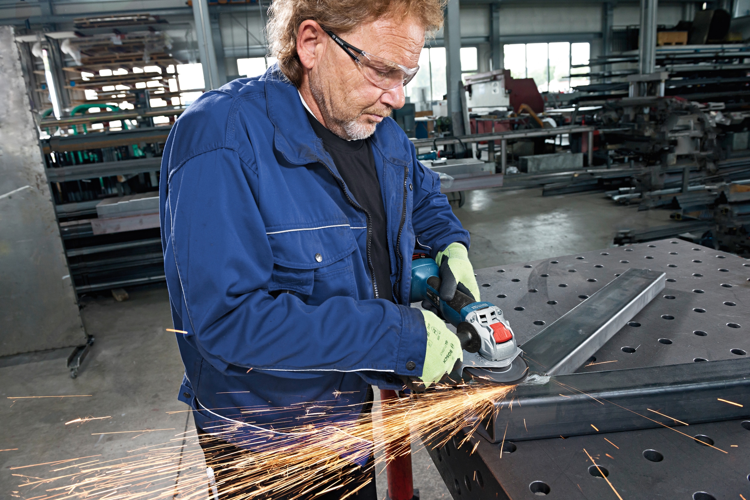 Bosch Professional Akku-Winkelschleifer »GWX 18V-10 PC (L) solo CLC«, ohne Akku und Ladegerät