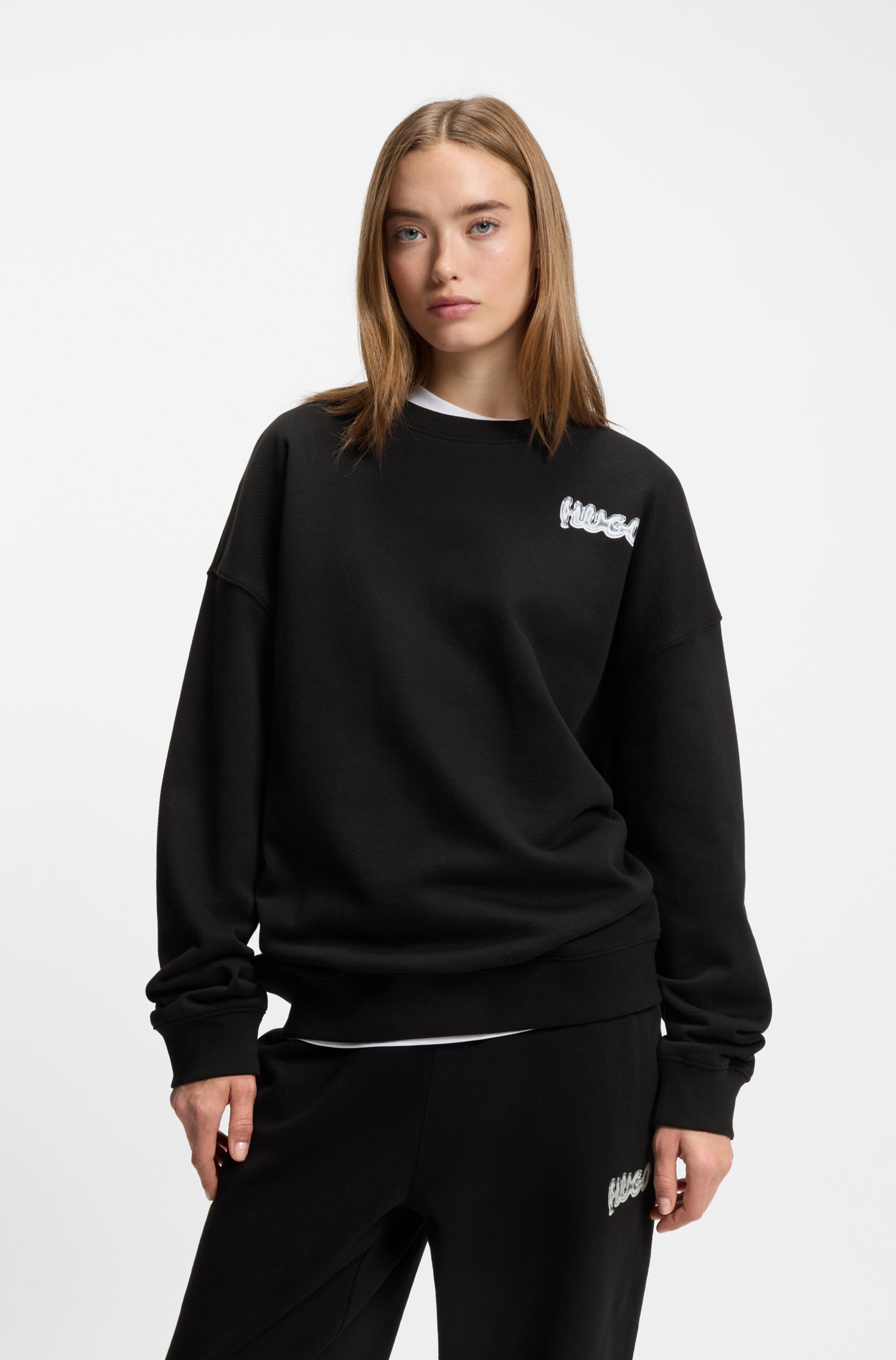 HUGO Blue Sweatshirt "Nyrocrew" Rückenaufdruck in Chrom-Optik, Rundhalsauss günstig online kaufen