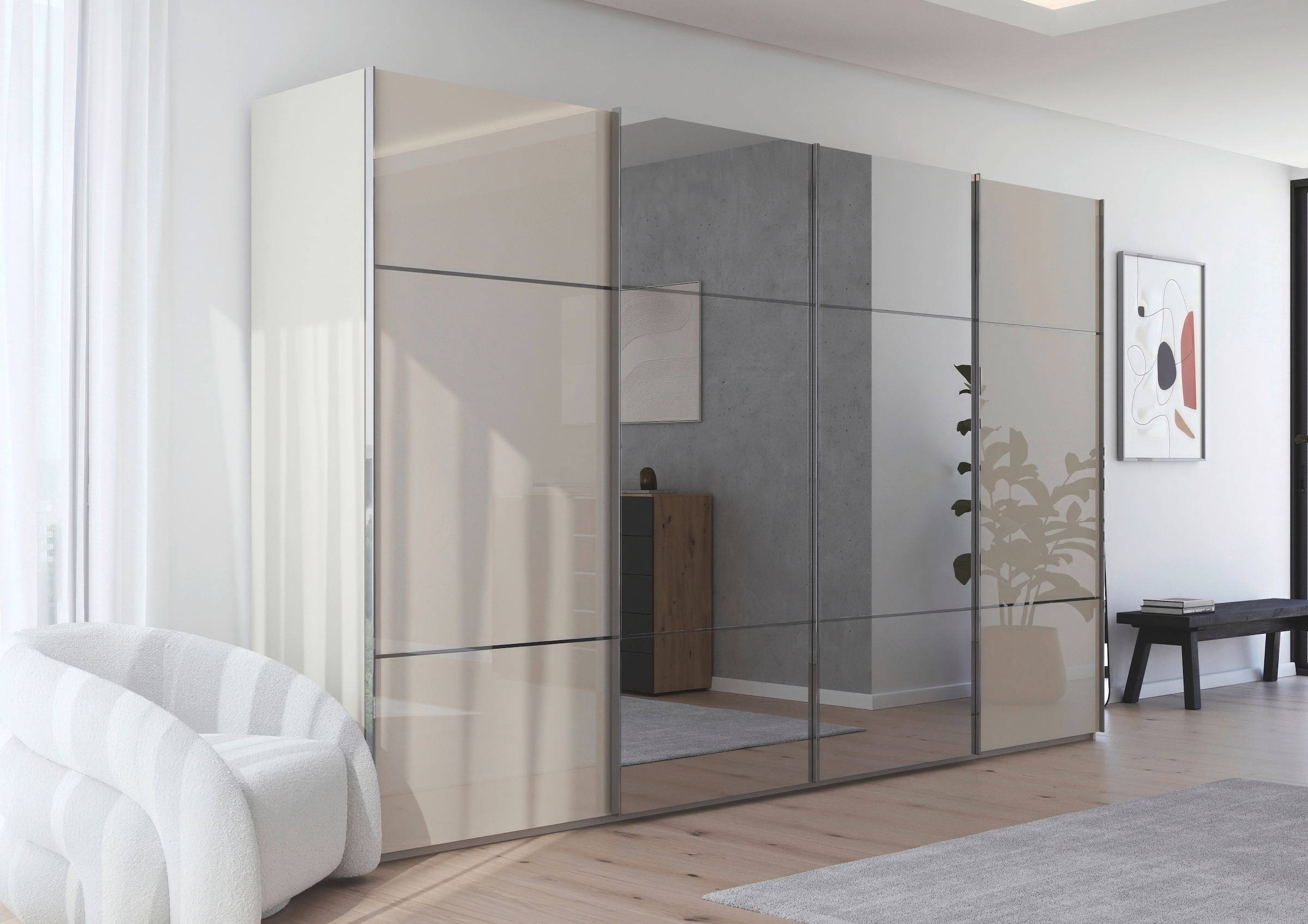 rauch Schwebetürenschrank »Kleiderschrank Schrank Garderobe Schlafzimmerschrank SCALE-TRIO«, edle dreigeteilte Front mit 2 Zierleisten Spiegel/Glas MADE IN GERMANY