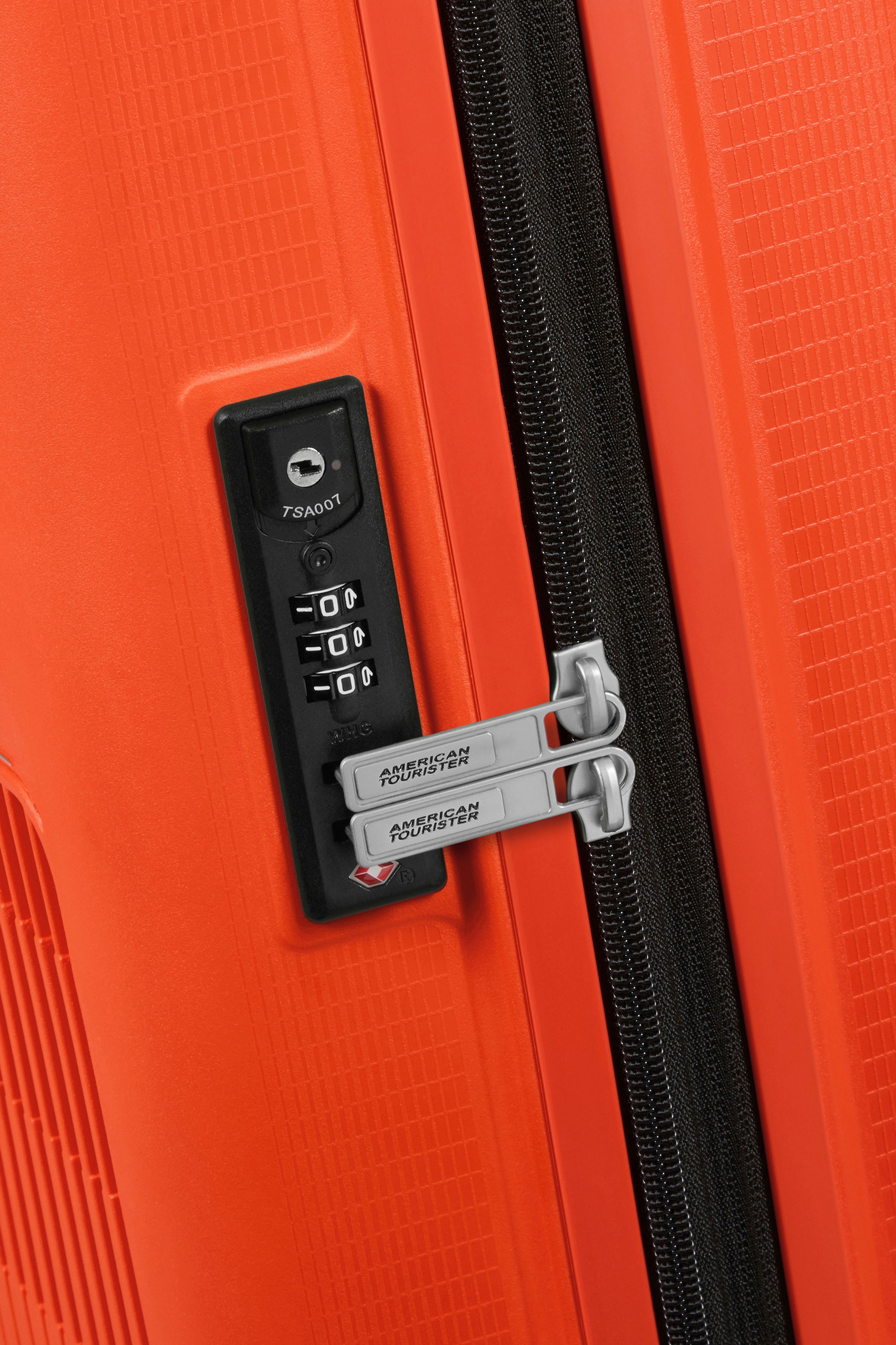American Tourister® Hartschalen-Trolley »AEROSTEP, in verschiedenen Farben und Größen«, 4 Rollen, Reisekoffer Hartschalenkoffer Koffer für Flugreisen TSA-Zahlenschloss