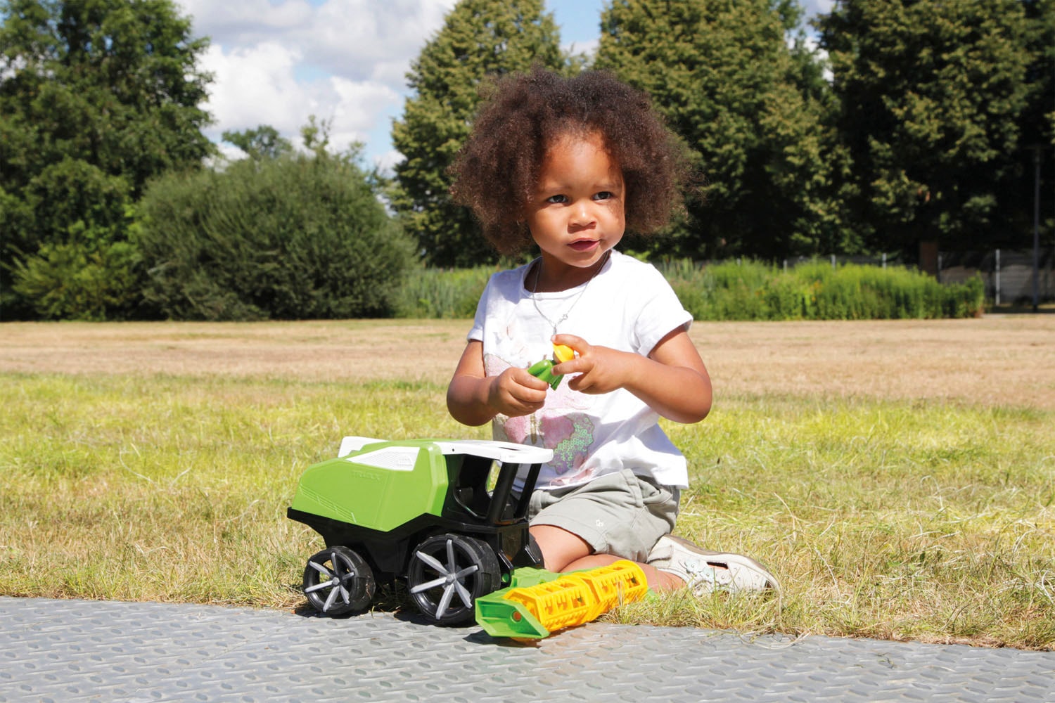 Lena® Spielzeug-Mähdrescher »TRUXX²«, inklusive Spielfigur; Made in Europe