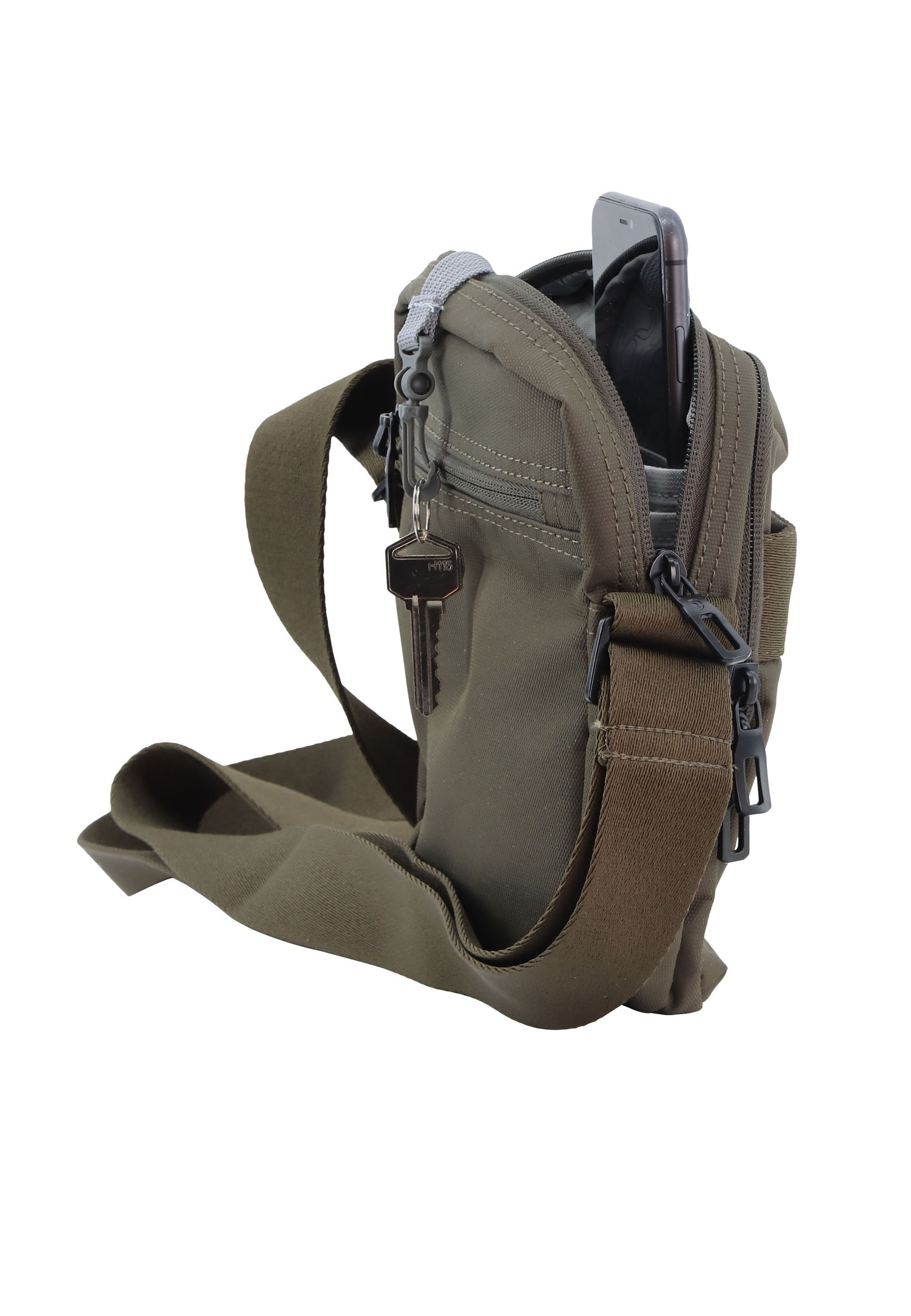 Discovery Schultertasche »Downtown« Made of RPET Polyester material