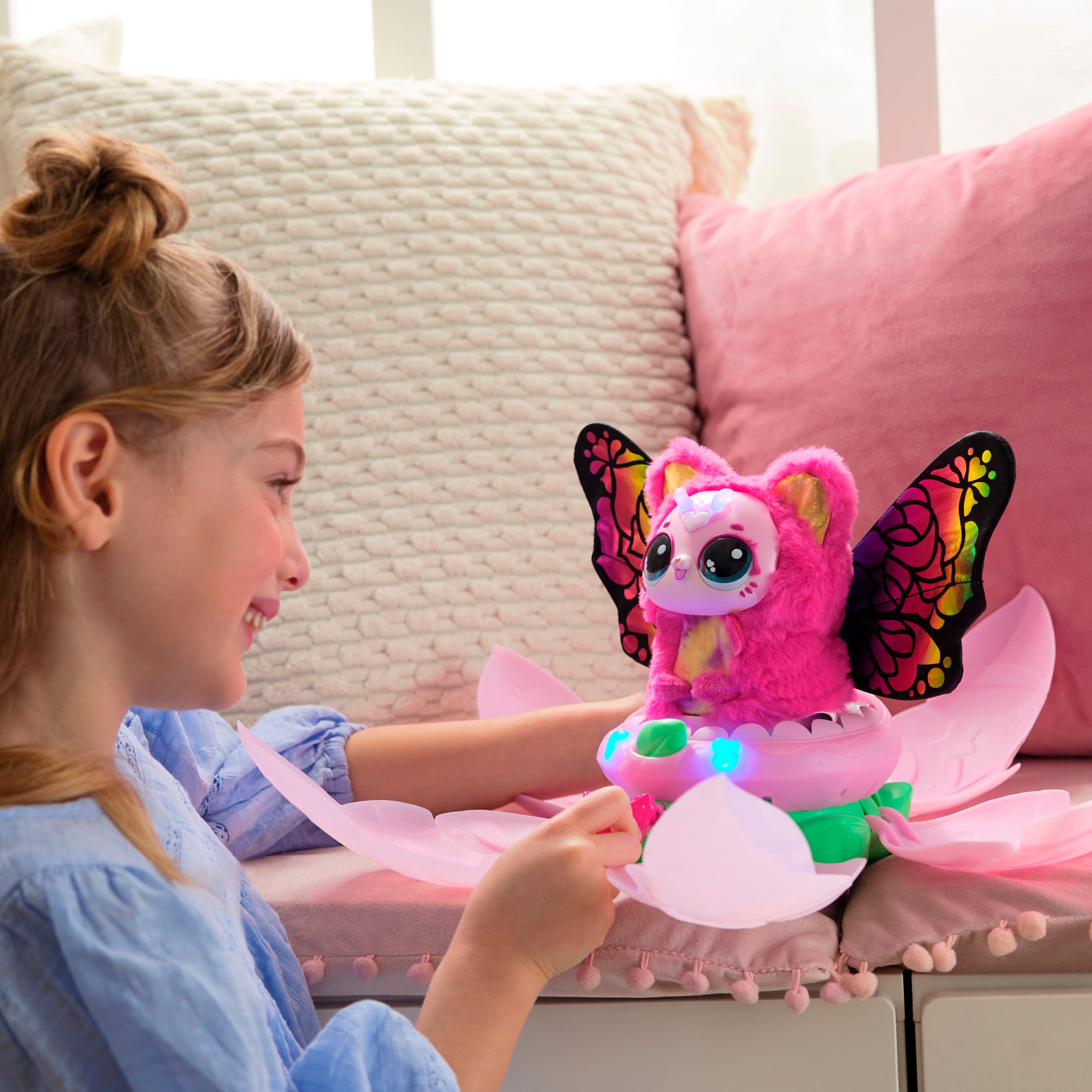 Spin Master Spielfigur »Bloomables von Hatchimals - Kittyfly«, mit Sound
