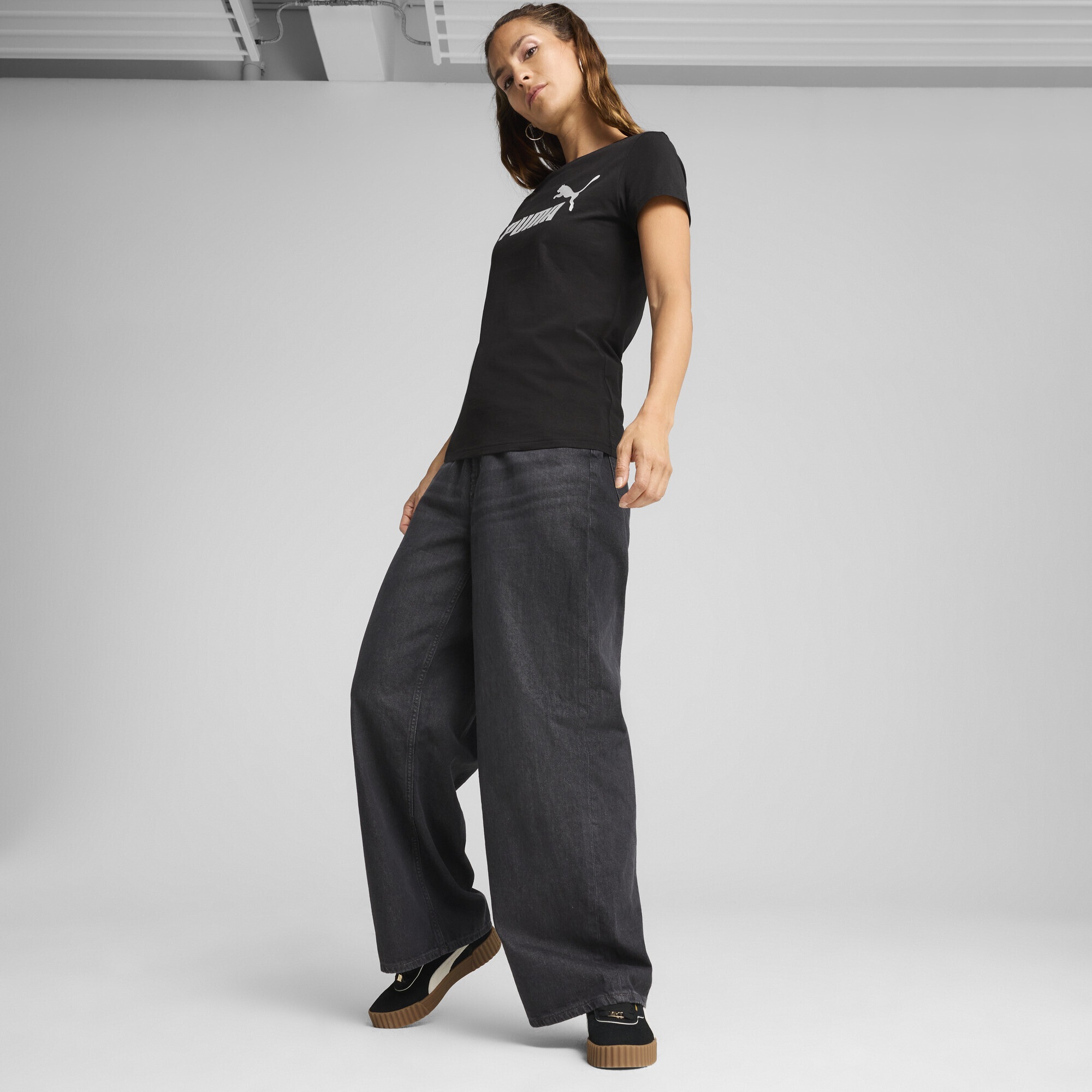 PUMA T-Shirt »ESS METALLIC No. 1 Logo T-Shirt Damen«