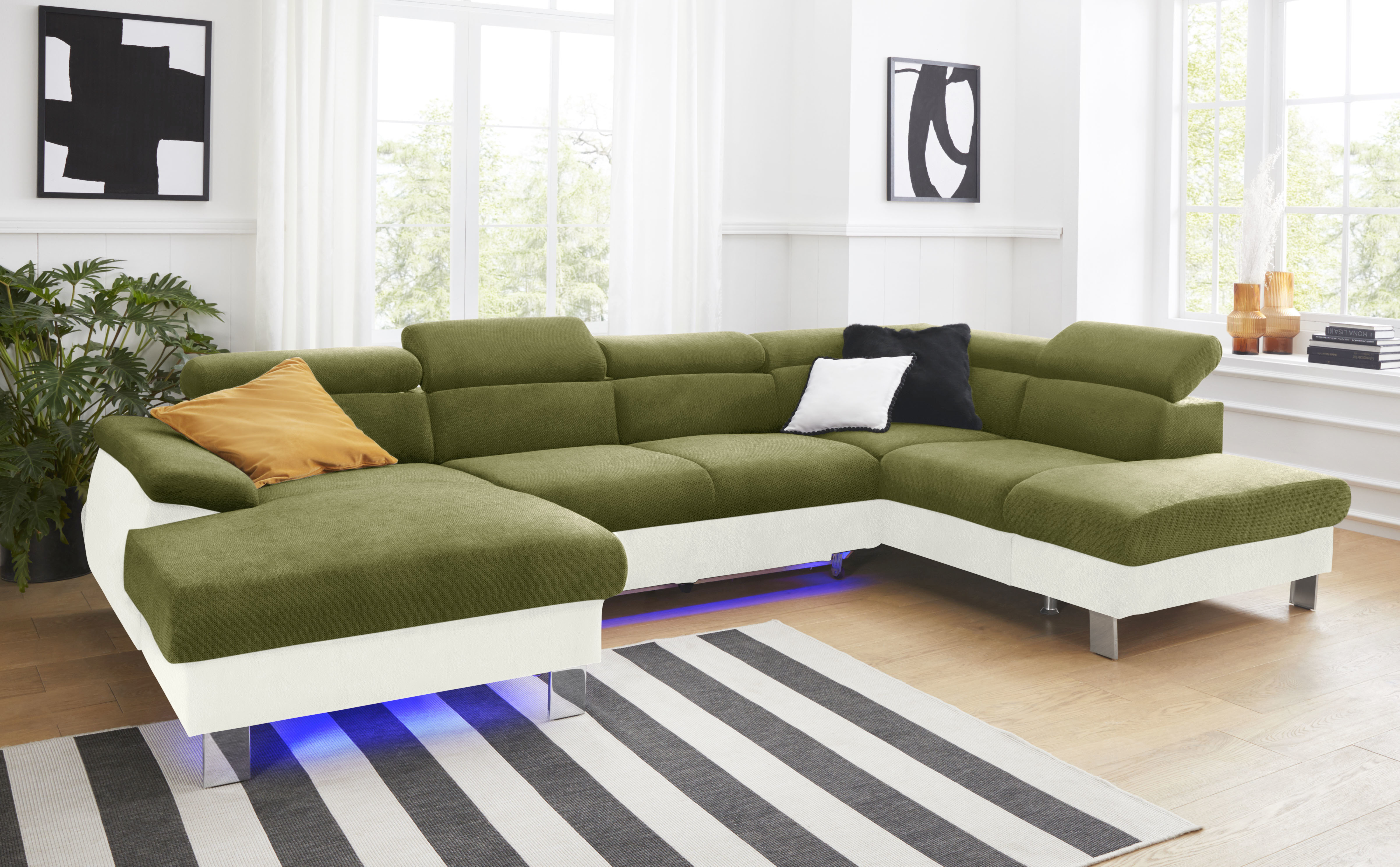 COTTA Wohnlandschaft "Komaris U-Form, B: 320 cm" mit Kopfteilverstellung, optional Schlaffunktion, Bettkasten & Licht