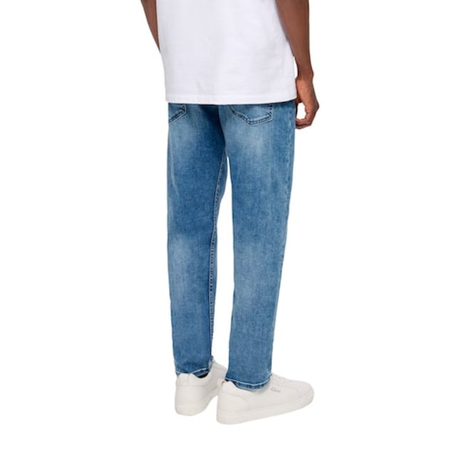 s.Oliver Straight-Jeans, mit Label-Badge ▷ bestellen | BAUR
