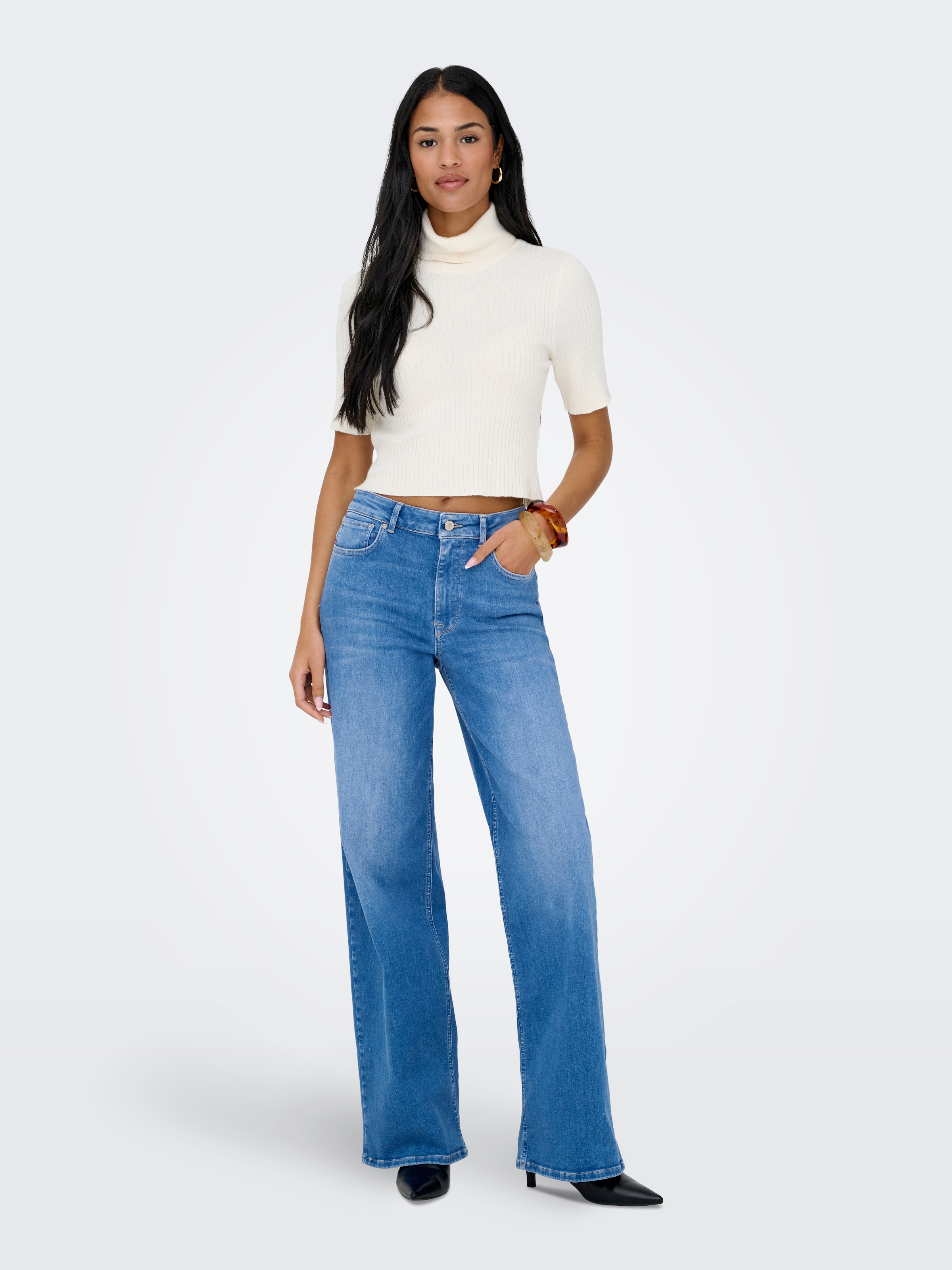 ONLY High-waist-Jeans »ONLMADISON BLUSH HW WIDE DNM REA262 NOOS« hohe Leibhöhe, weites Bein, special bright blue denim