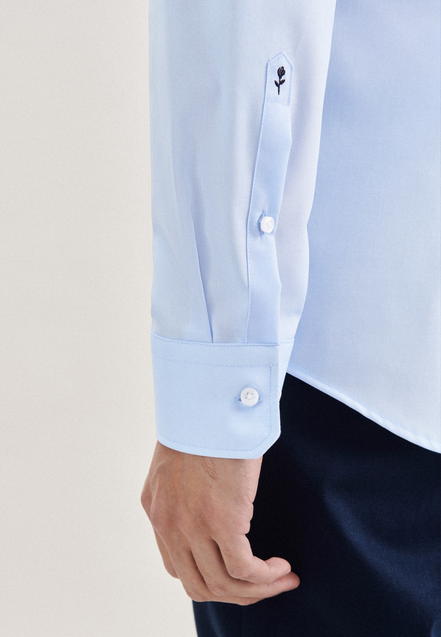 Businesshemd SEIDENSTICKER "X-Slim", Herren, Gr. M (40), normale Ärmellängen, blau (hellblau), 100% Baumwolle, unifarben, skinny fit, 2-Knopf-Manschette, Hemden, X-Slim 1/1 Kentkragen Uni 3