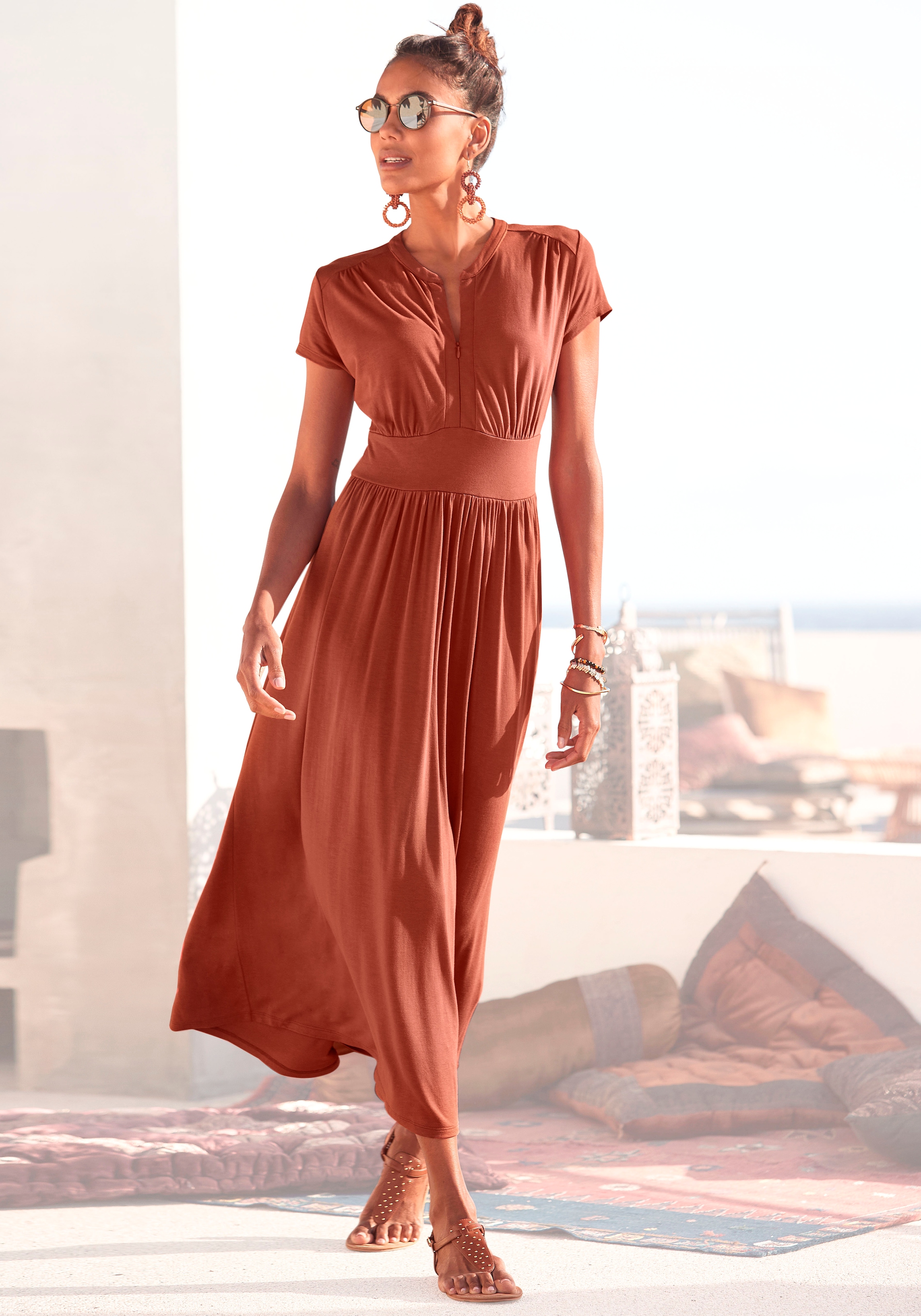LASCANA Midikleid "mit Reißverschluss am Ausschnitt und Tailleneinsatz" Ohne Taschen figurbetontes Jerseykleid, Viskosekleid, elegantes Sommerkleid