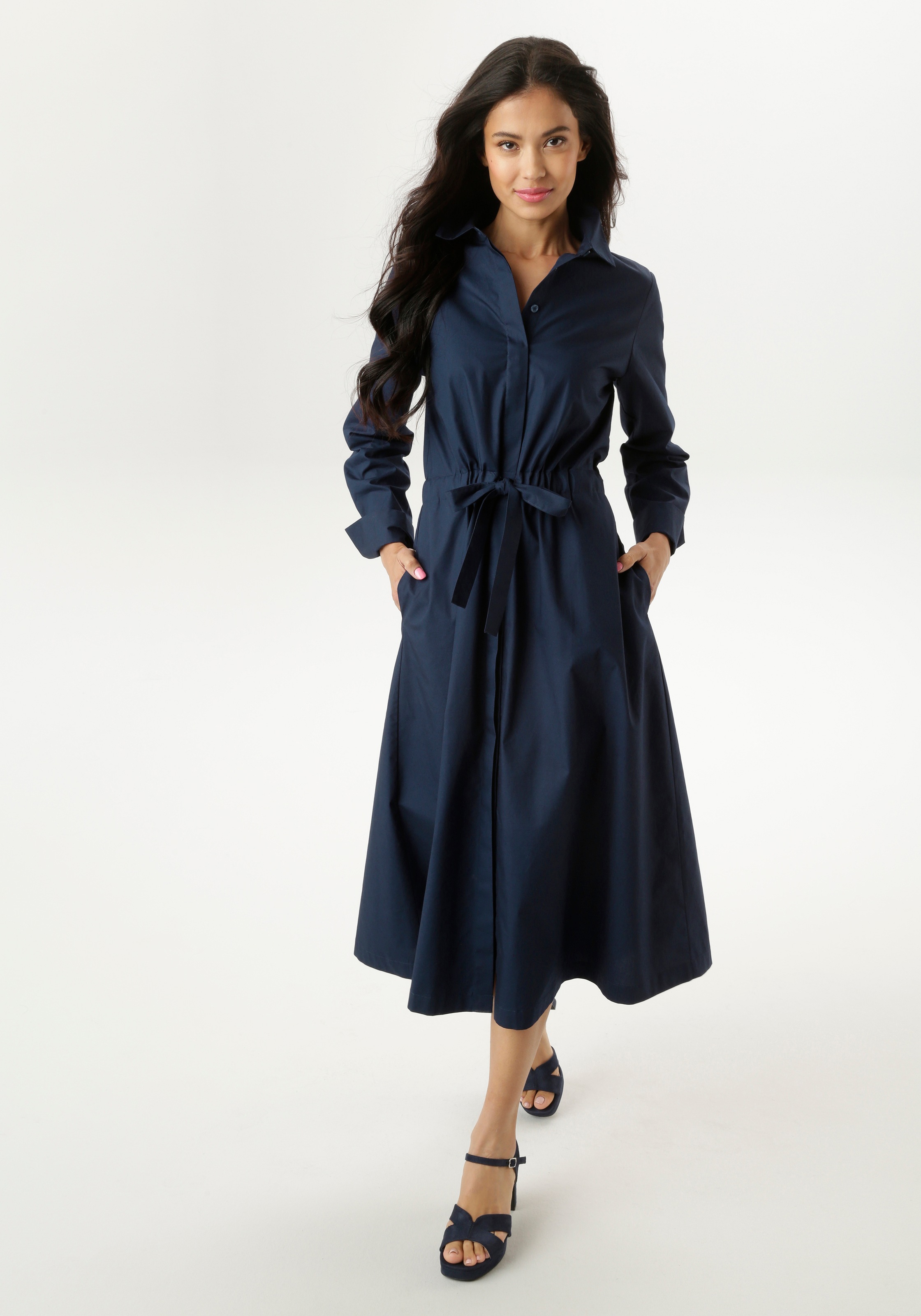 Aniston SELECTED Blusenkleid, im angesagten, klassischen Look - NEUE KOLLEK günstig online kaufen