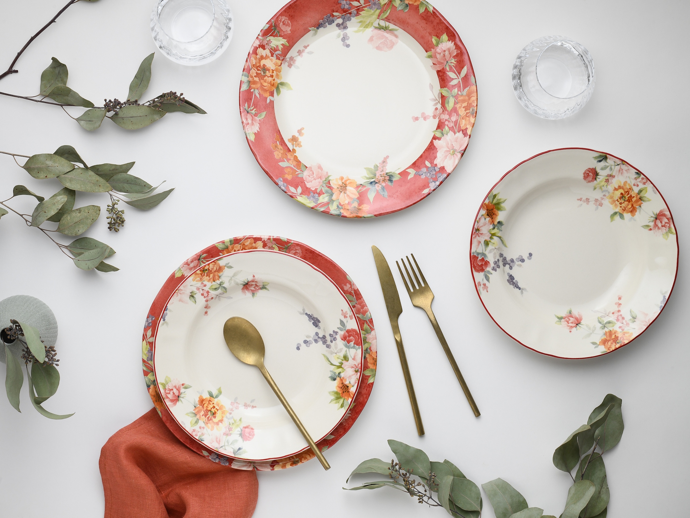 CreaTable Tafelservice »Crimson Bunt, Service 12-tlg.« Blütendekor, Designklassiker