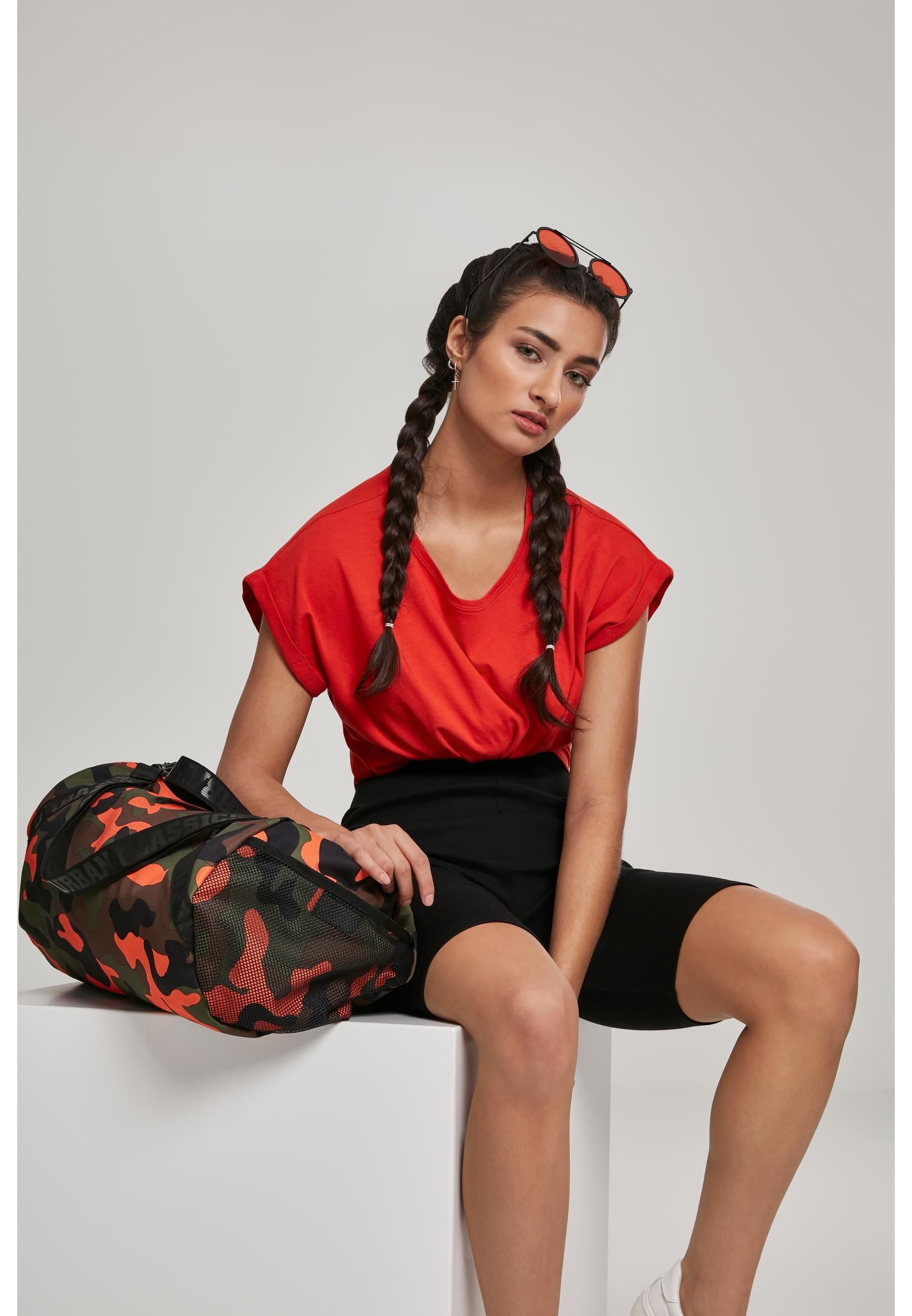 URBAN CLASSICS Kurzarmshirt »Urban Classics Damen Ladies Extended Shoulder Tee«, (1 tlg.)