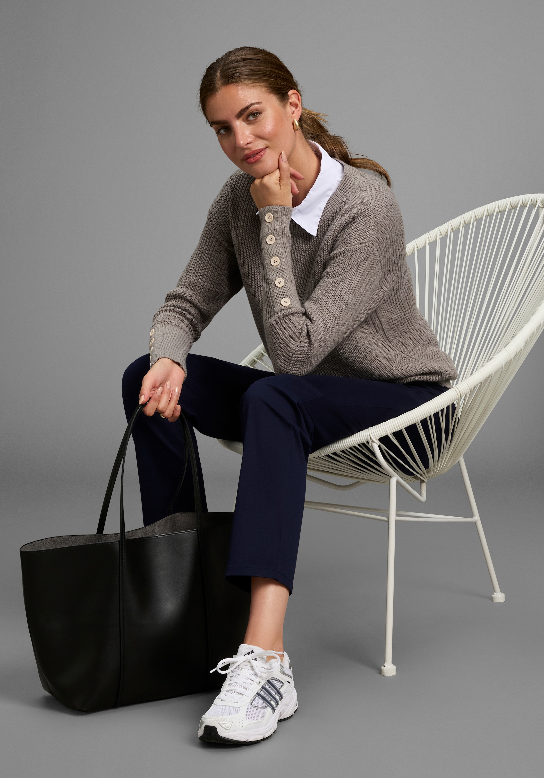 Laura Scott Strickpullover, mit Zierknöpfen