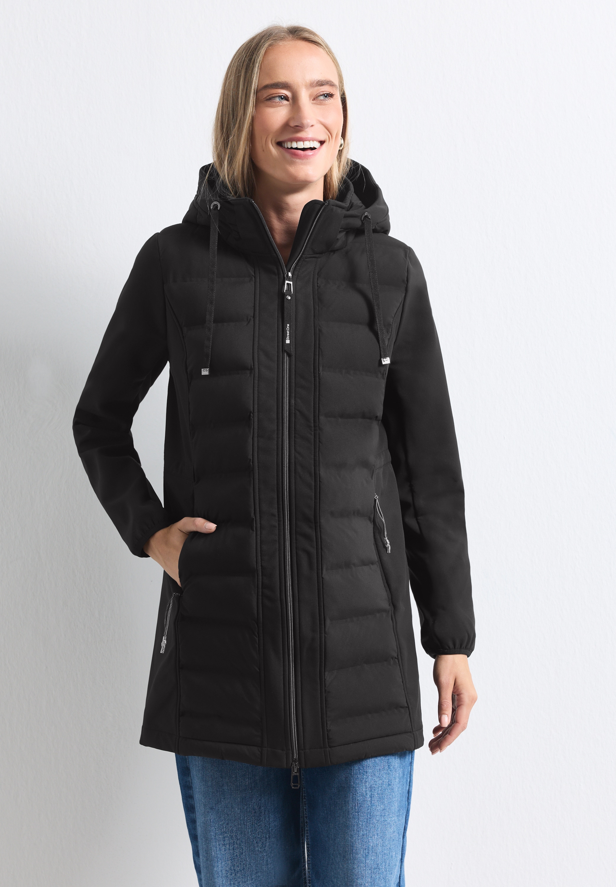 STREET ONE Softshelljacke mit Kapuze mit Tunnelzug im Bund zum Taillieren