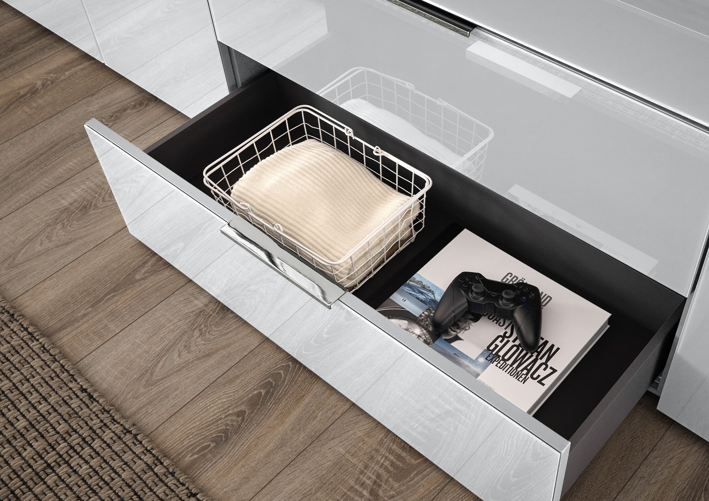HBZ Nachtkommode »Santorin Nachtkonsole, BxHxT 45x61x40 cm«, (1 St.), Breite 45cm, Softclose für Schubkästen, Melaminbeschichtung