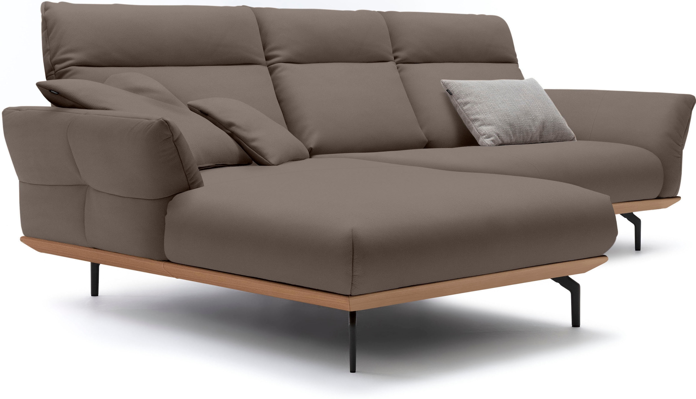 Creation BY ROLF BENZ Ecksofa »CR.460«, Sockel in Eiche, Alugussfüße in umbragrau, Breite 298 cm