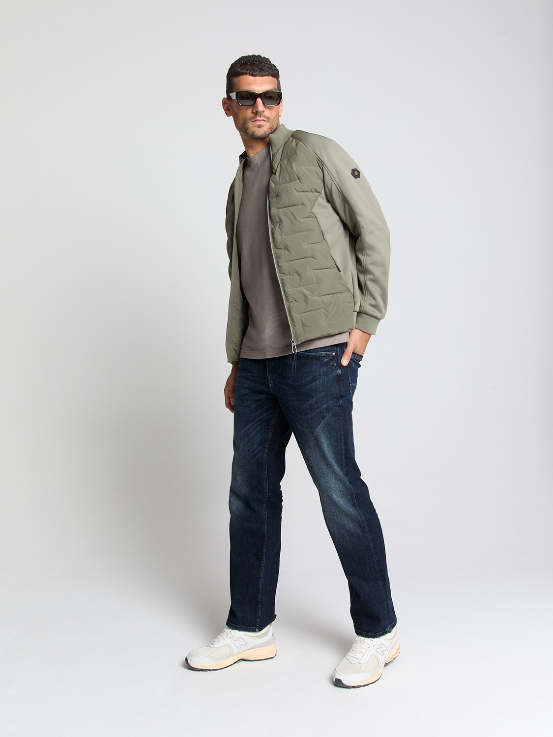 Thumbnail - NO EXCESS Steppjacke "No Excess Allwetterjacke Jacket Short Fit Sealed Knitted Mix"