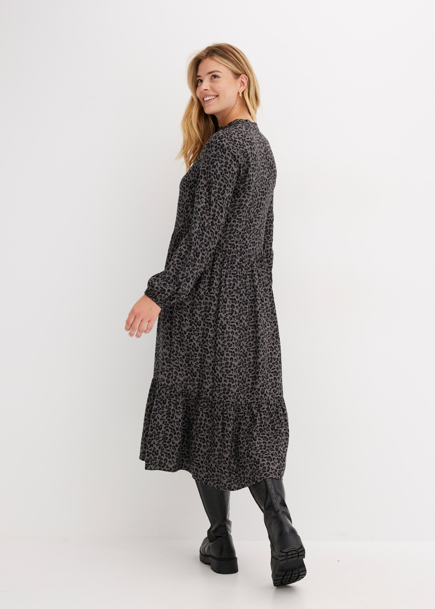 bonprix Midikleid "Midikleid aus Viskose" aus Viskose, A-Linie, mit Leomust günstig online kaufen