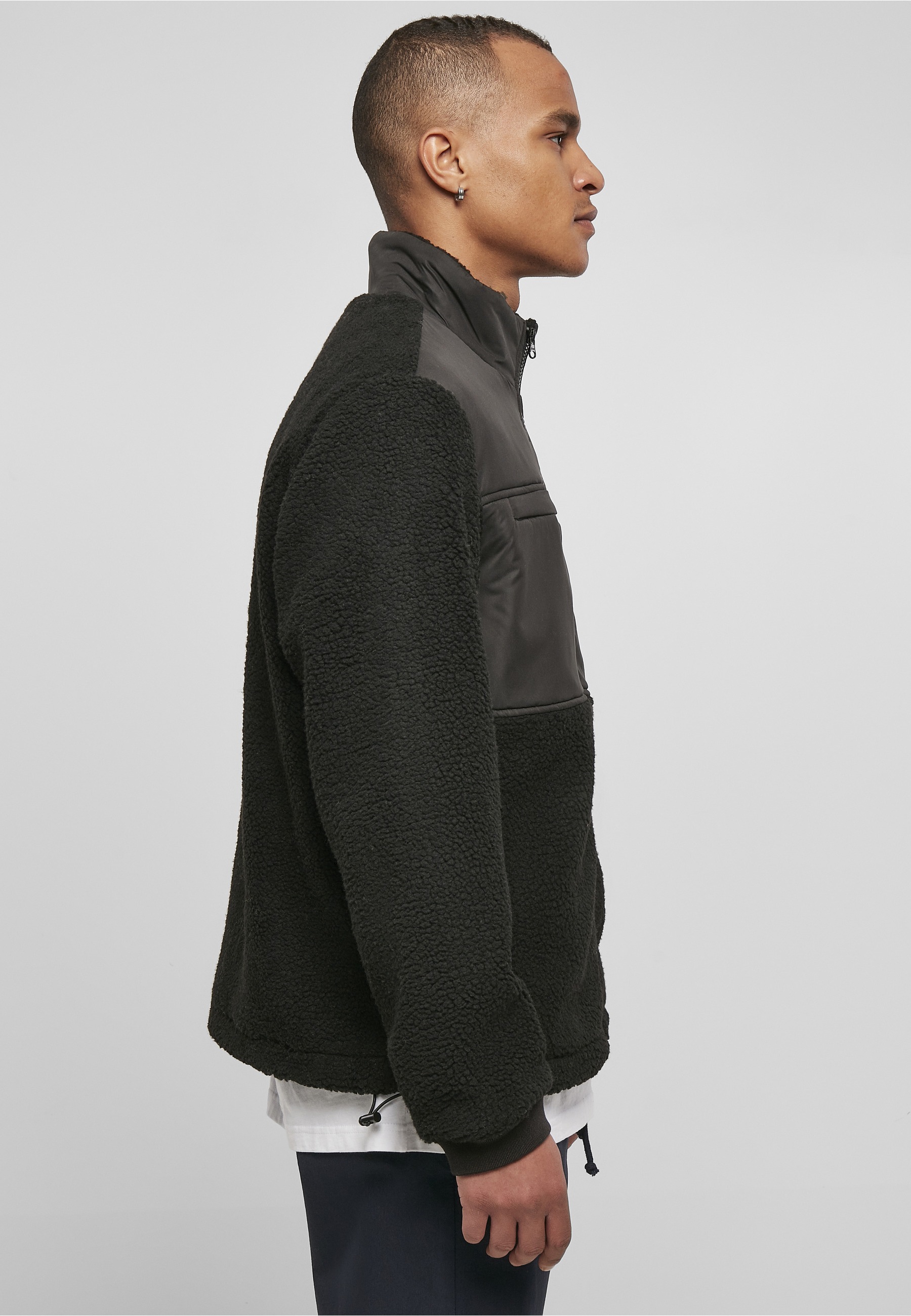 URBAN CLASSICS Winterjacke »Urban Classics Herren Patched Sherpa Jacket« 1 Stk. tlg. ohne Kapuze