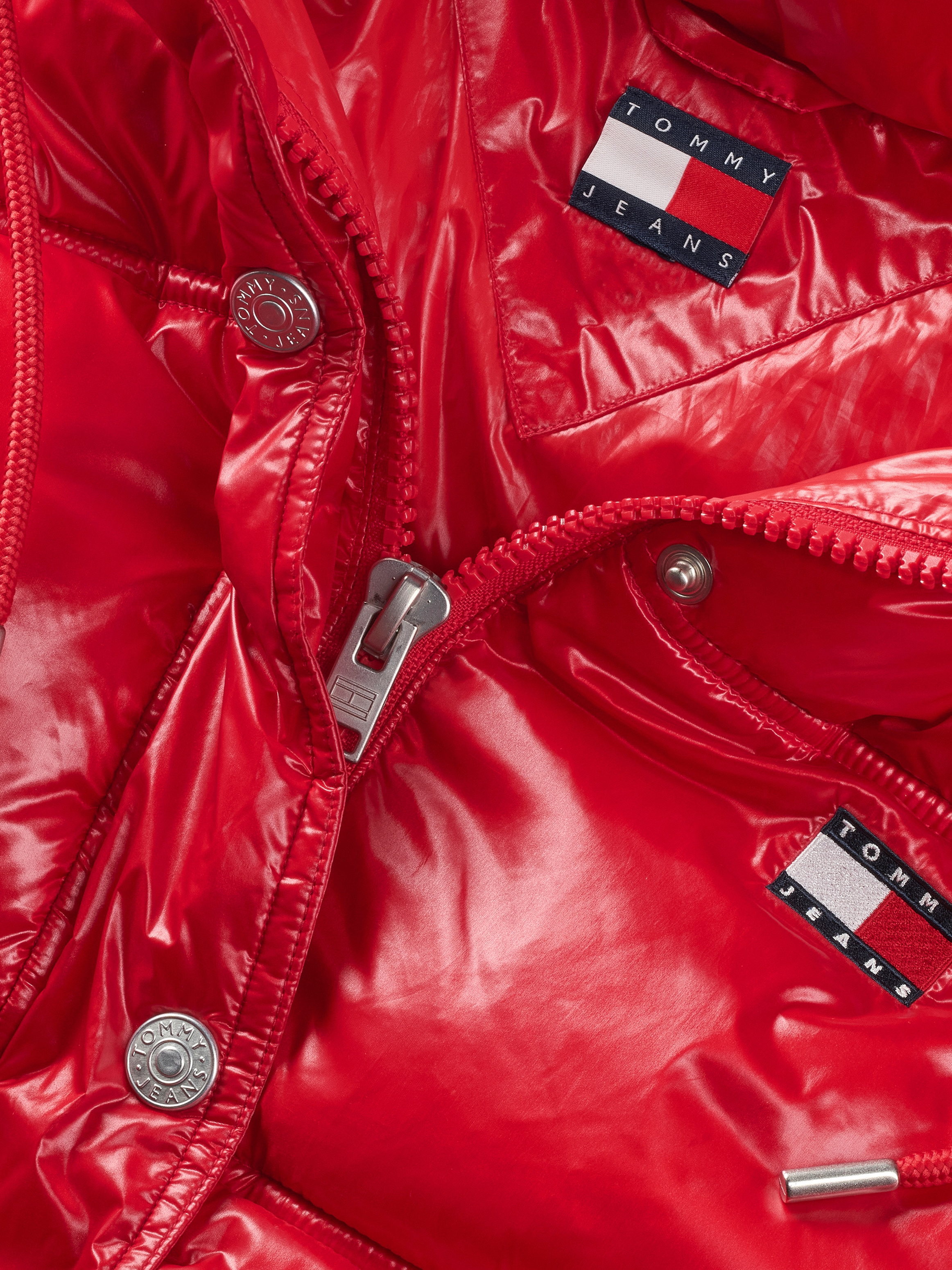 Tommy Jeans Steppjacke, mit Kapuze, in glänzender Optik