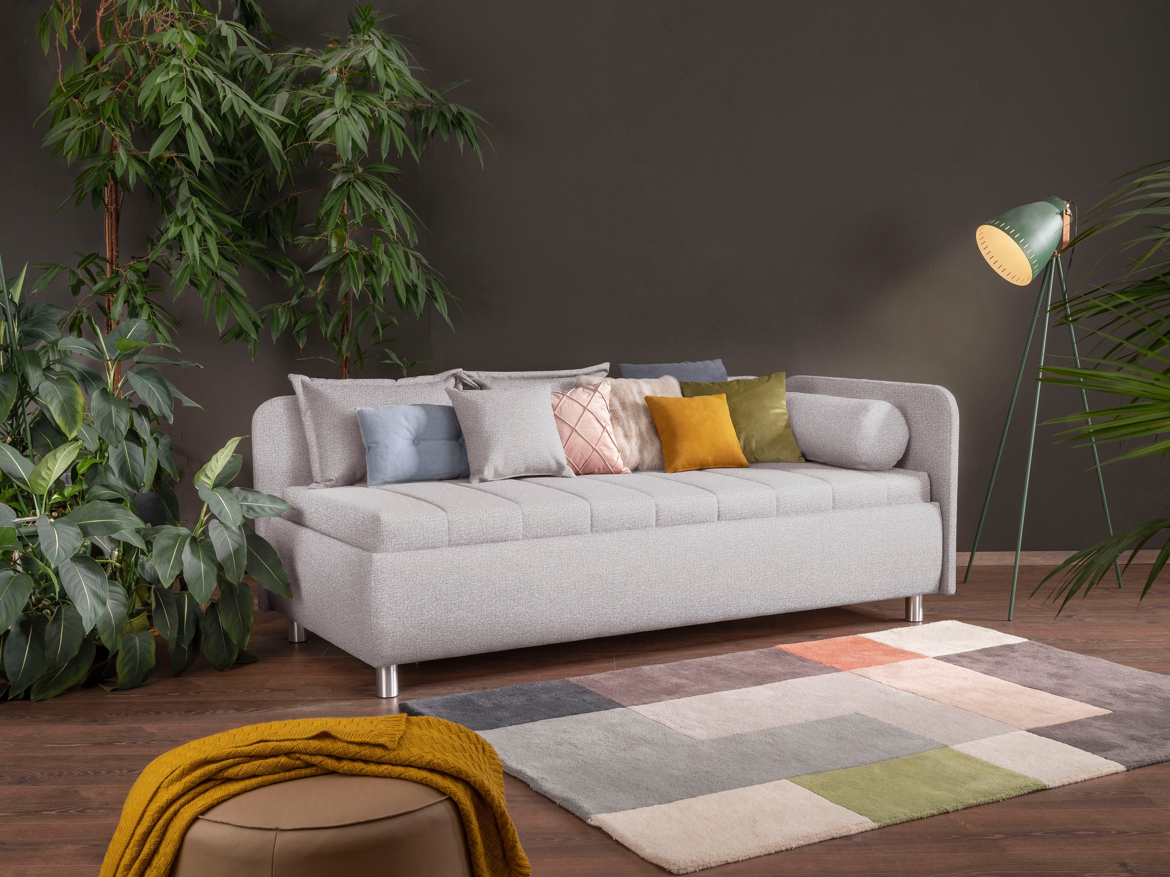 alina Schlafsofa »Kiana«, mit Bettkasten und Zierkissen, Liegefläche 90/200 cm oder 100/200 cm