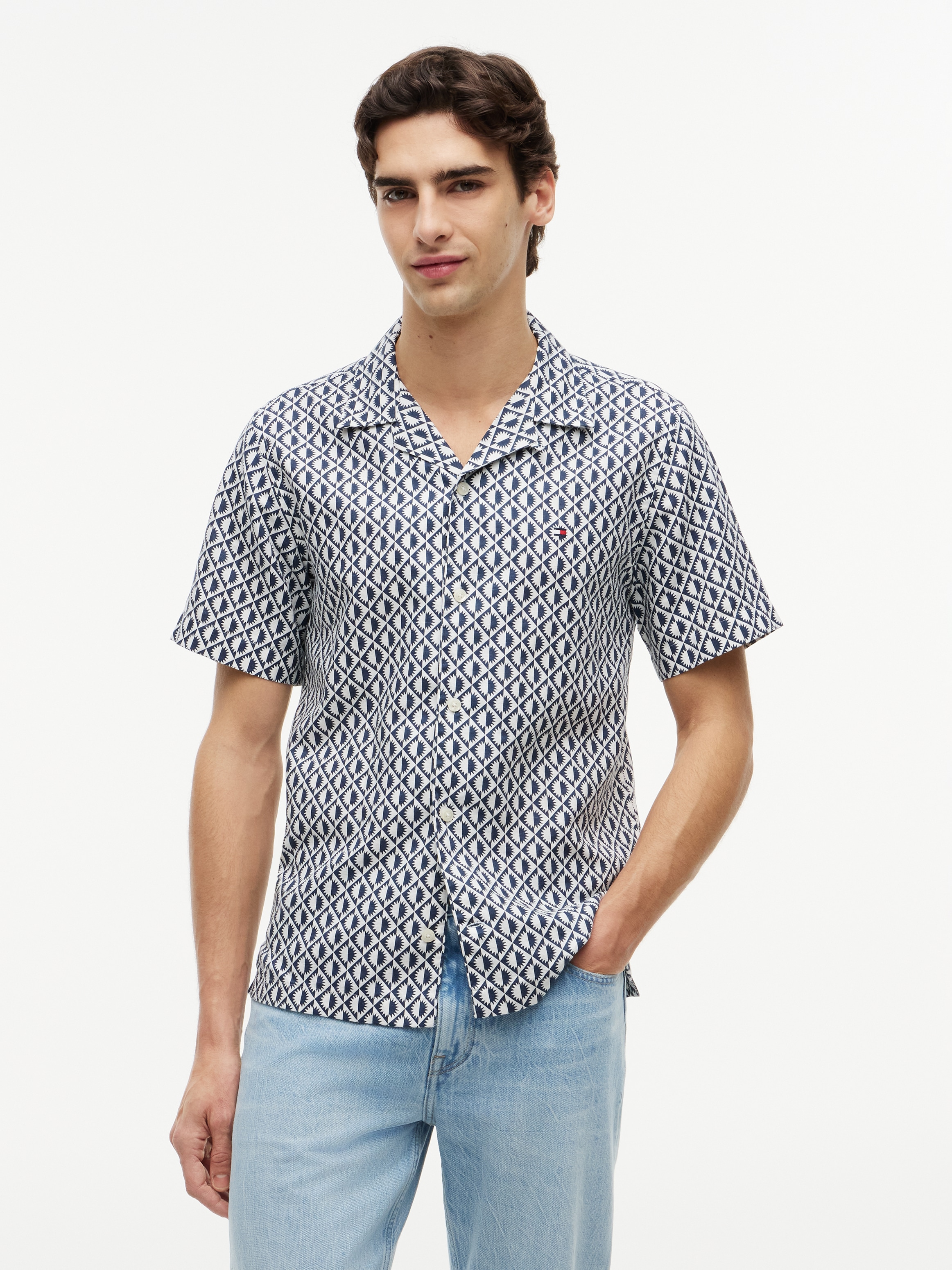 Tommy Hilfiger Kurzarmhemd "LINEN BLEND AOP SS RF SHIRT" aus Leinenmix mit Print