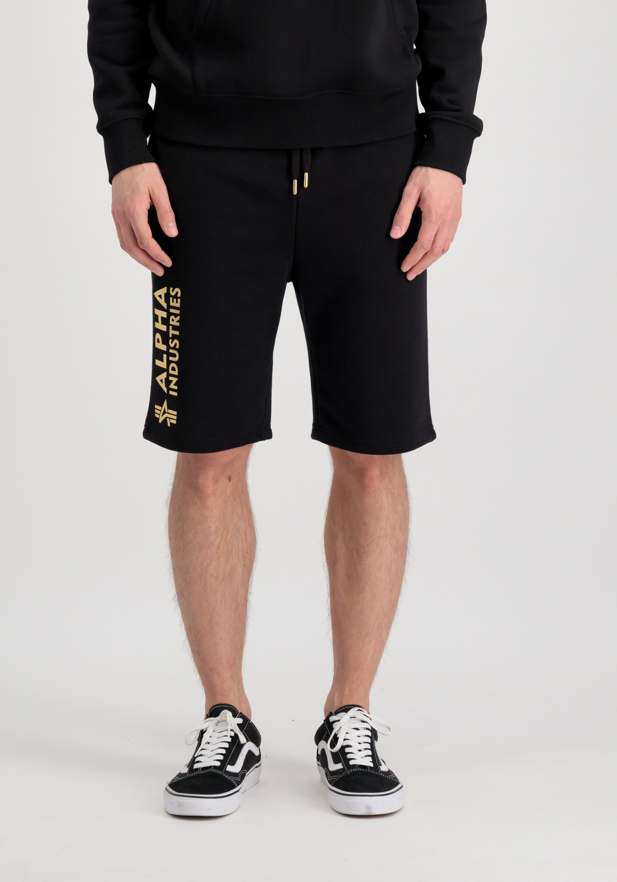 Alpha Industries Sweatshorts "Alpha Industries Men - Shorts Basic Short AI Foil Print"