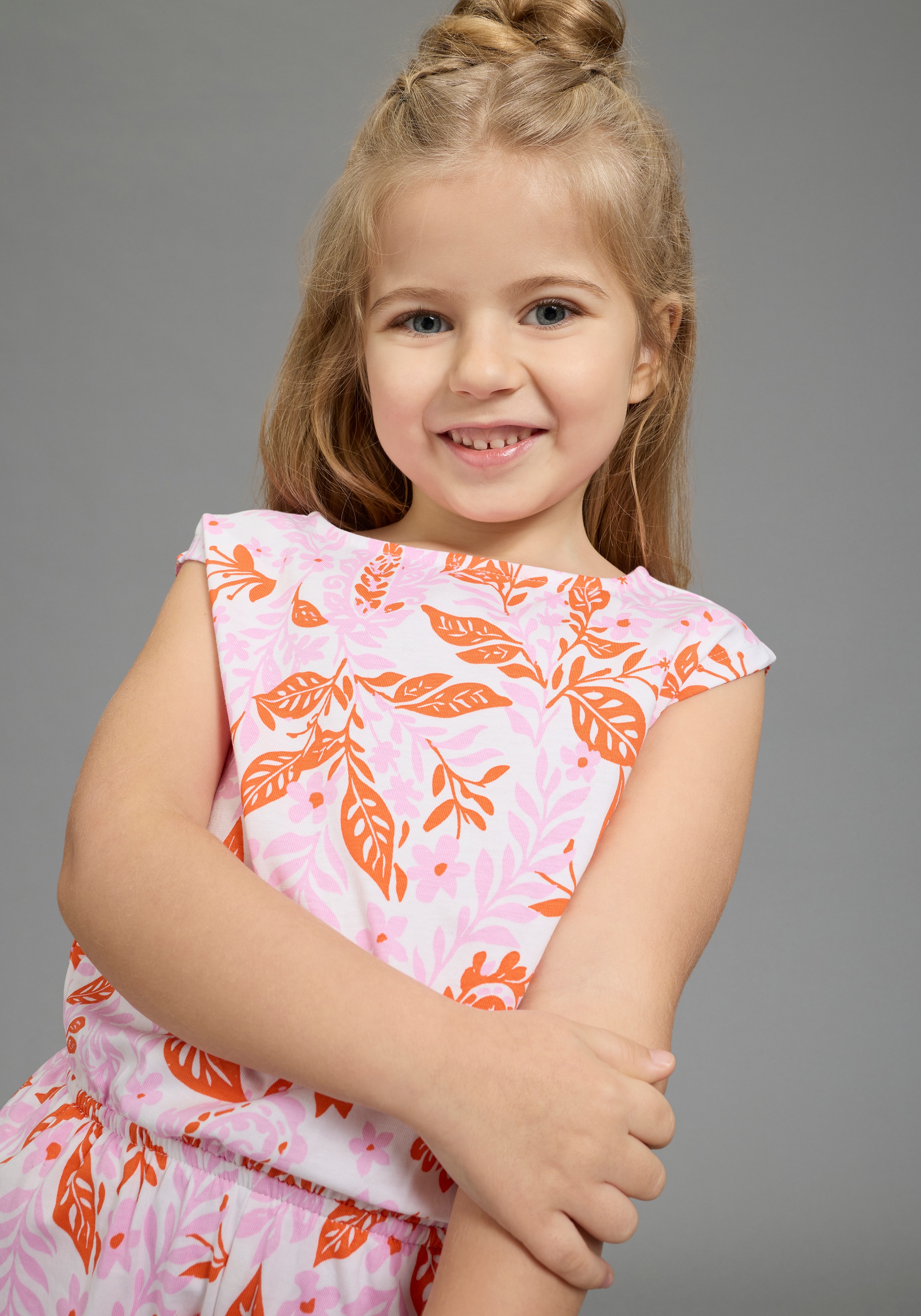 Jumpsuit KIDSWORLD "Kurzer Overall mit Paisley-Druck", Mädchen, Gr. 140, N-Gr, pink gemustert, Single Jersey, Obermaterial: 100% Baumwolle, Paisley, geblümt, kurz, Rundhals, Overalls Jumpsuit, mit Paisley- und Blumenprint, aus weichem Single Jersey 2