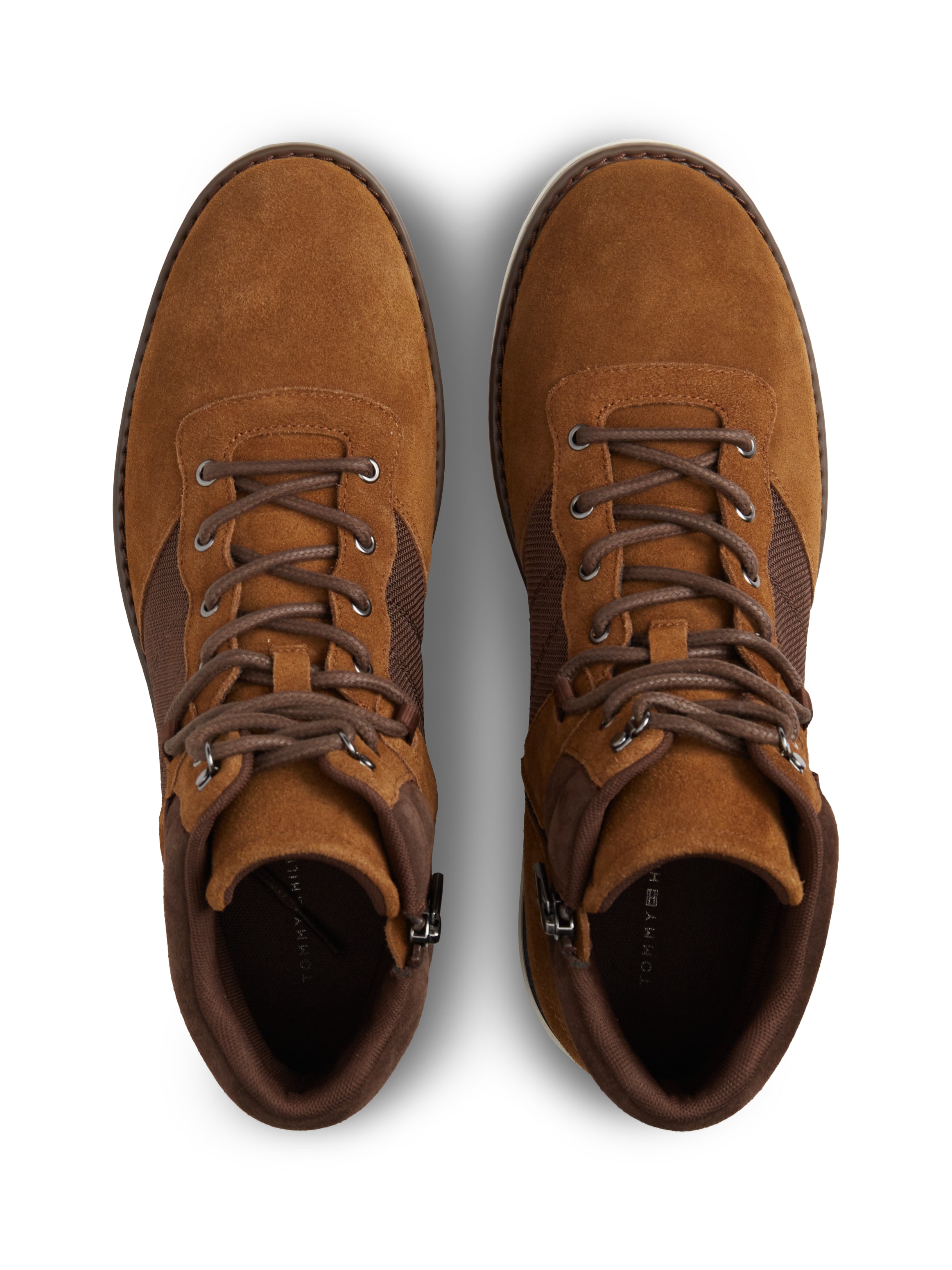 Tommy Hilfiger Schnürboots »CORPORATE OUTDOOR SUEDE BOOT«  Schnürstiefelette mit praktischem Innenreißverschluss