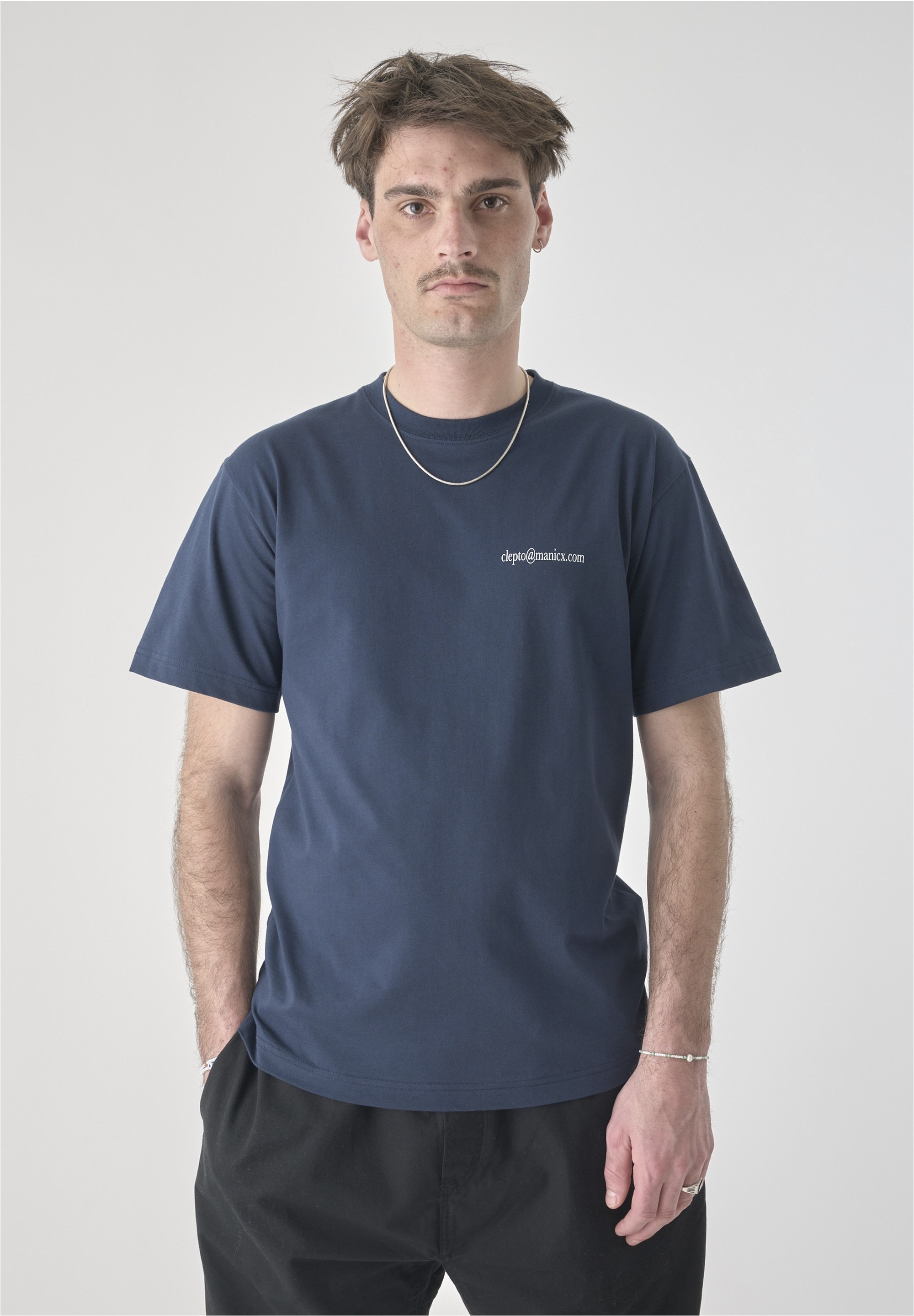 Cleptomanicx T-Shirt "Surf the web" mit großem Rückenprint