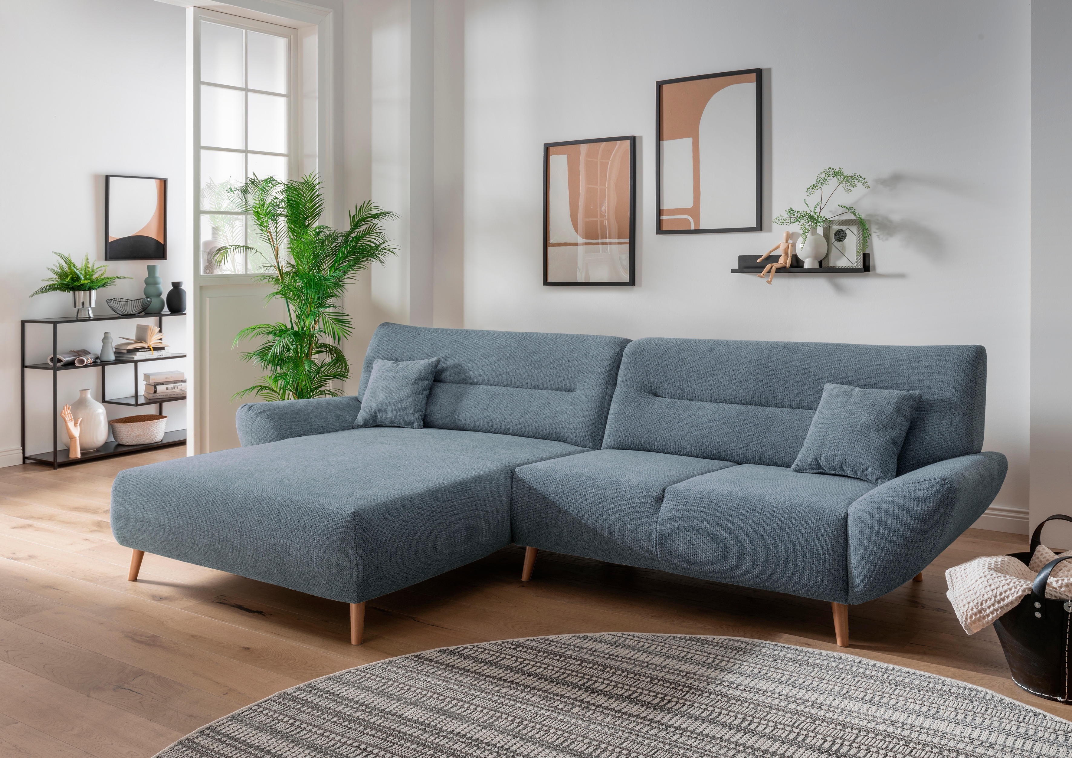 Home affaire Ecksofa "Drago, elegant und zeitlos, komfortabel, Holzfuß, L-Form, Breite 290cm" frei im Raum stellbar, inkl. 2 Zierkissen