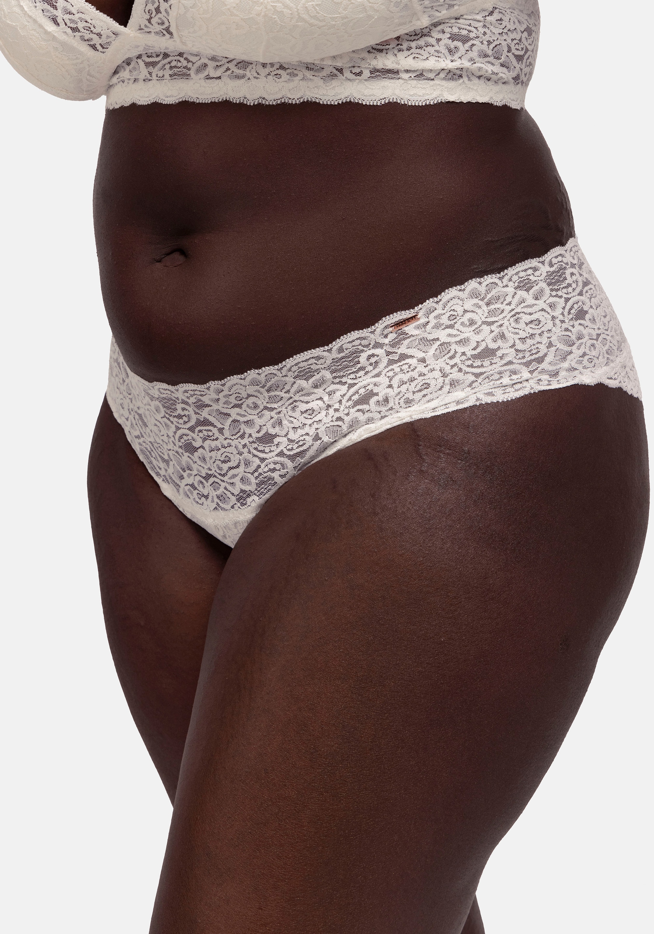 Dorina Slip »Lana«, (3er Pack), florale Spitze