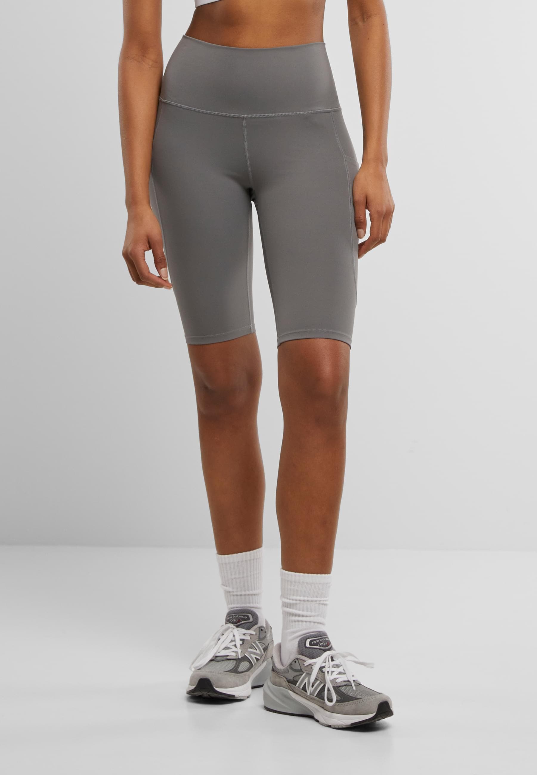 URBAN CLASSICS Radlerhose »Urban Classics Ladies Cycling Short Ladies Cycling Short«, (1 tlg.)