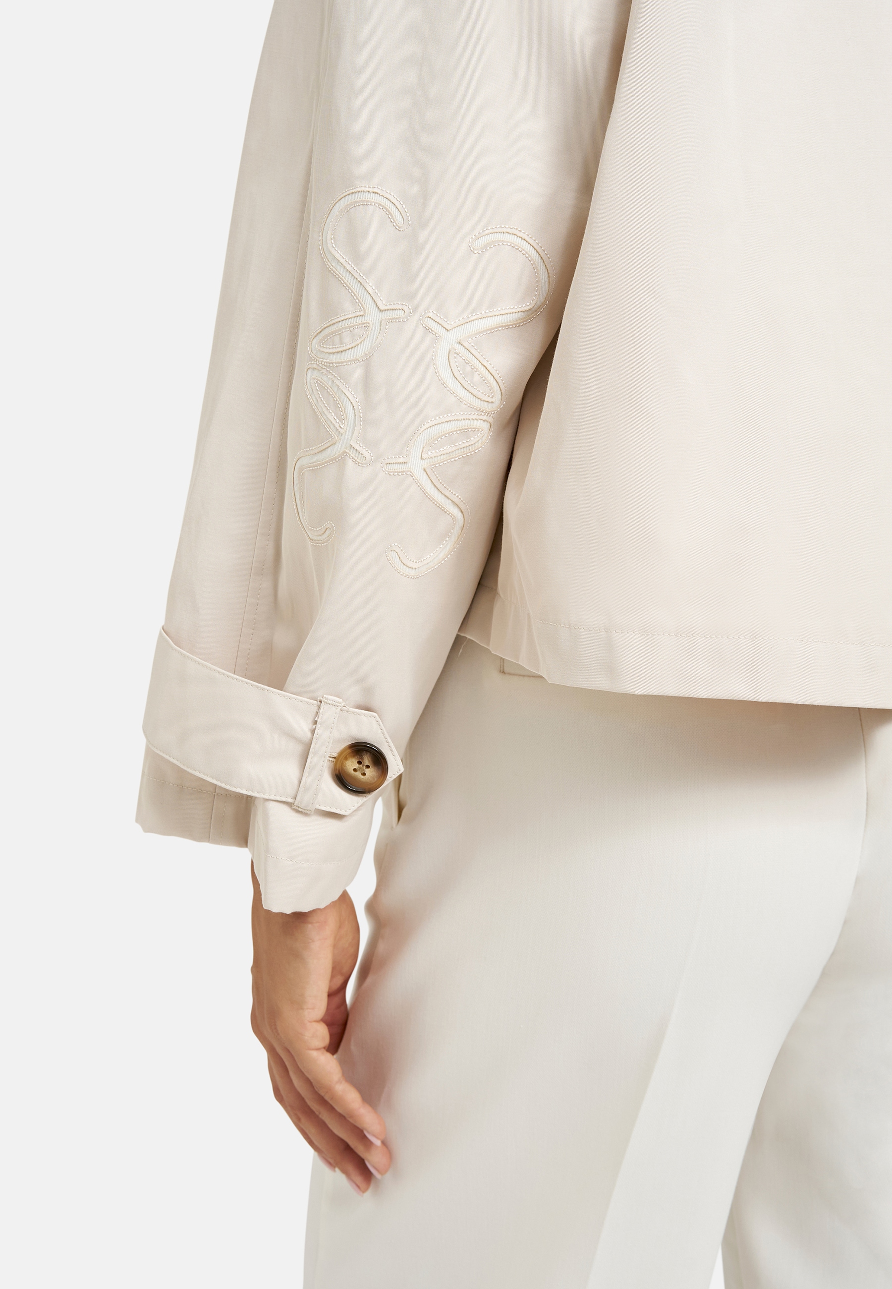 Smith & Soul Kurzjacke ohne Kapuze mit Stickerei