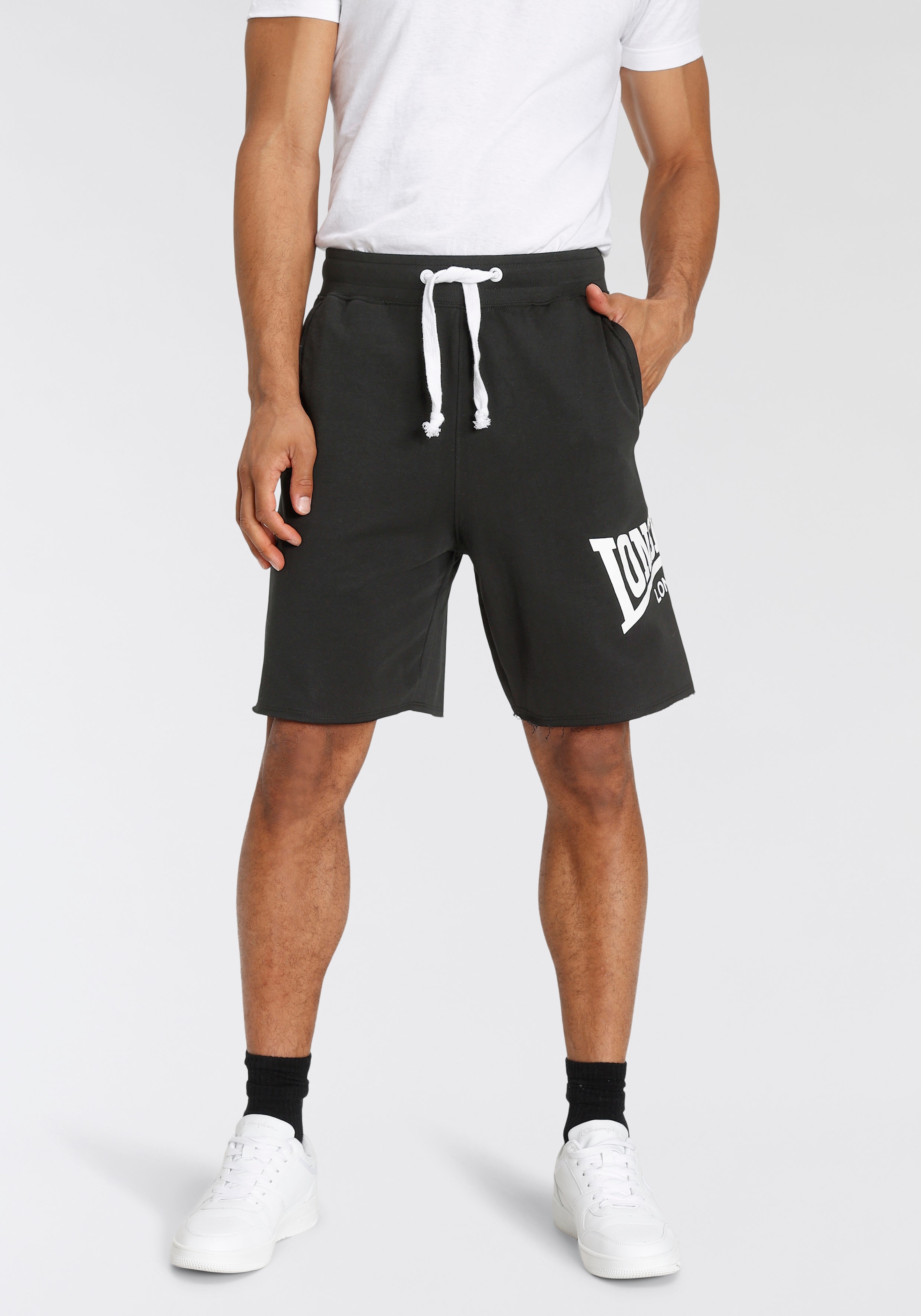 Lonsdale Sweatshorts "SWEATSHORTS BLACK"