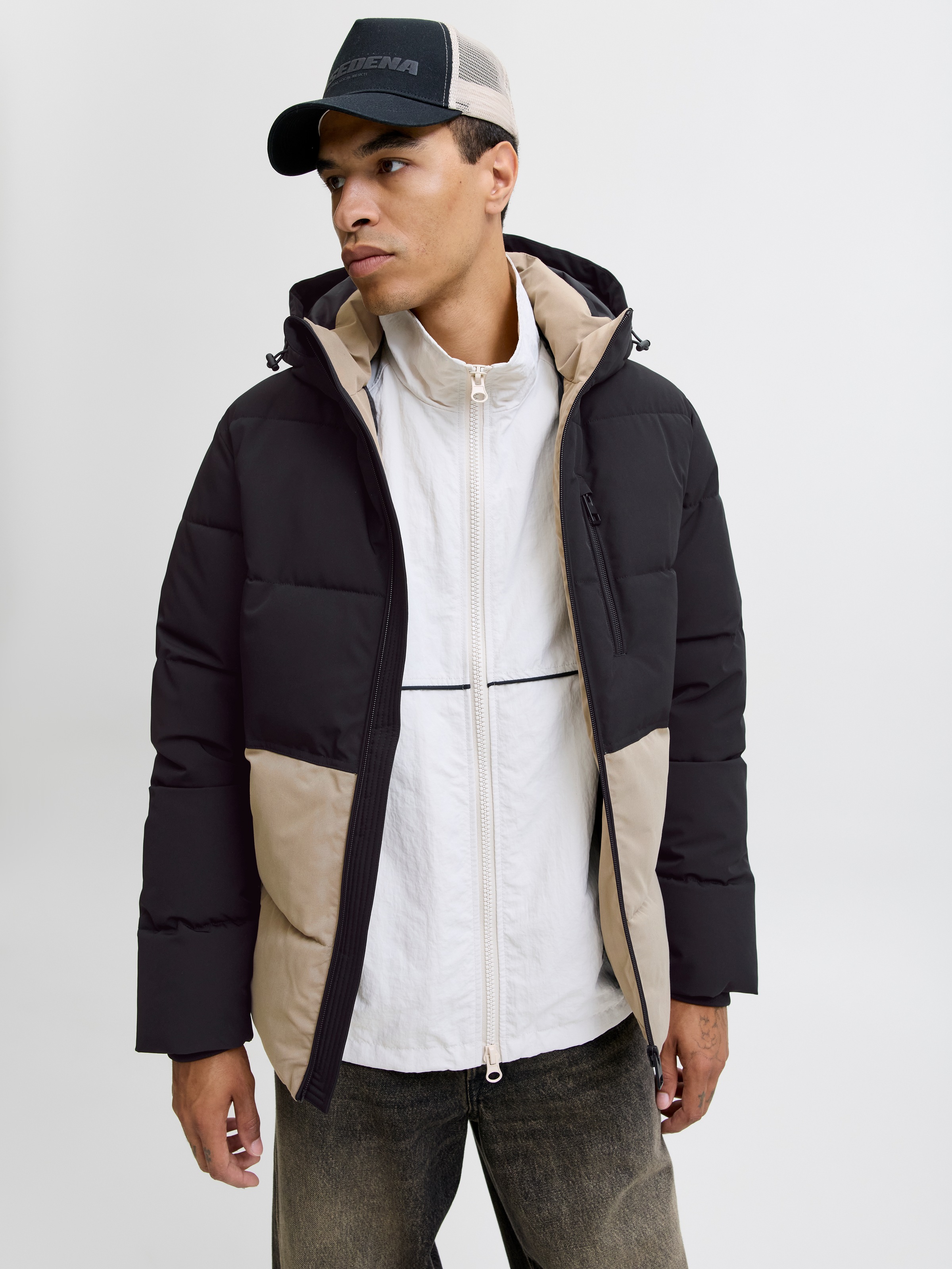 Jack & Jones Steppjacke "JJEOWEN PUFFER SN", mit Kapuze günstig online kaufen