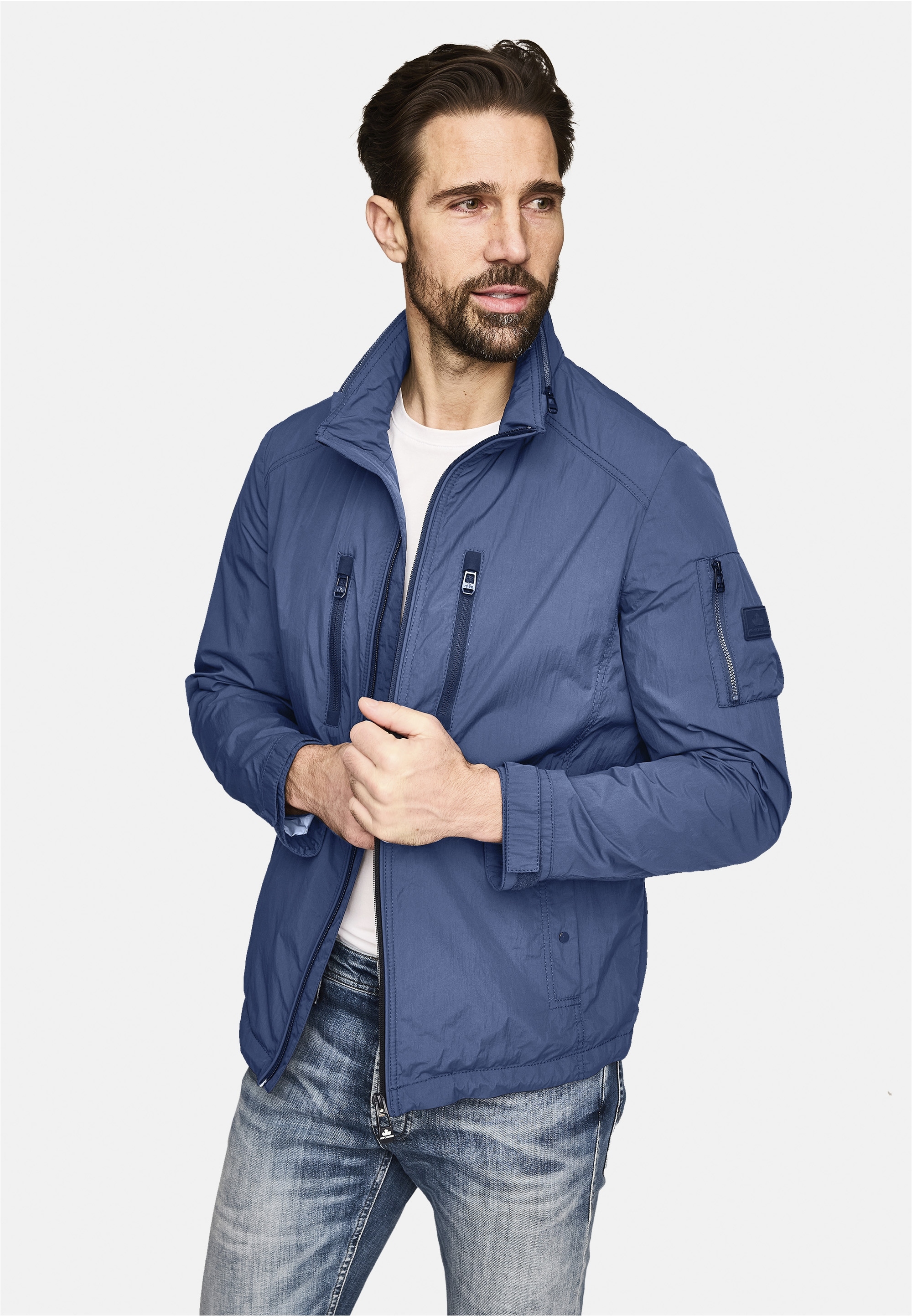 New Canadian Outdoorjacke, (1 St.), mit locker-leichtem Stoff