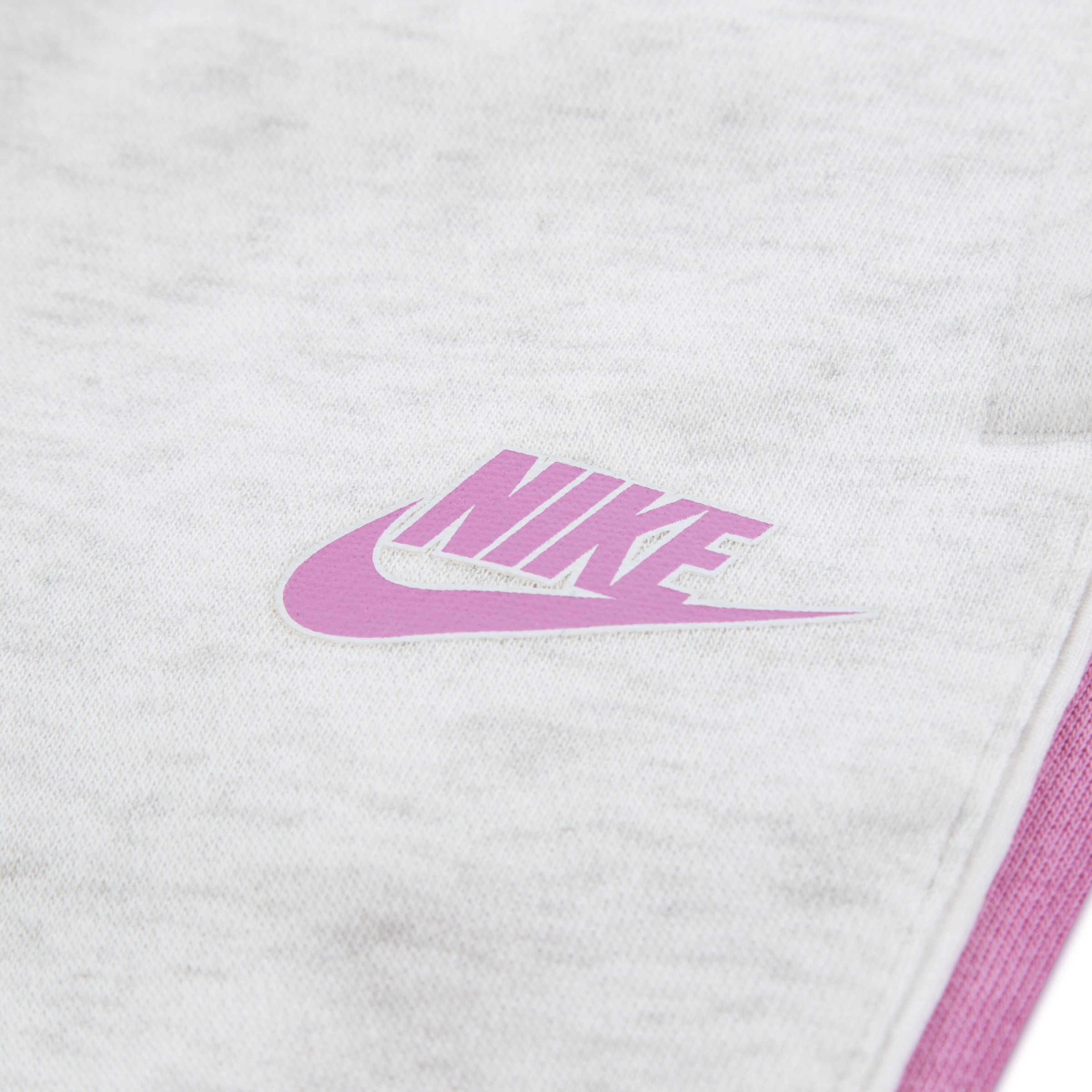 Nike Sportswear Jogginganzug »NKN FT COLOR BLOCKED CREW SET« 2 tlg. für Kinder, für Sport und Freizeit