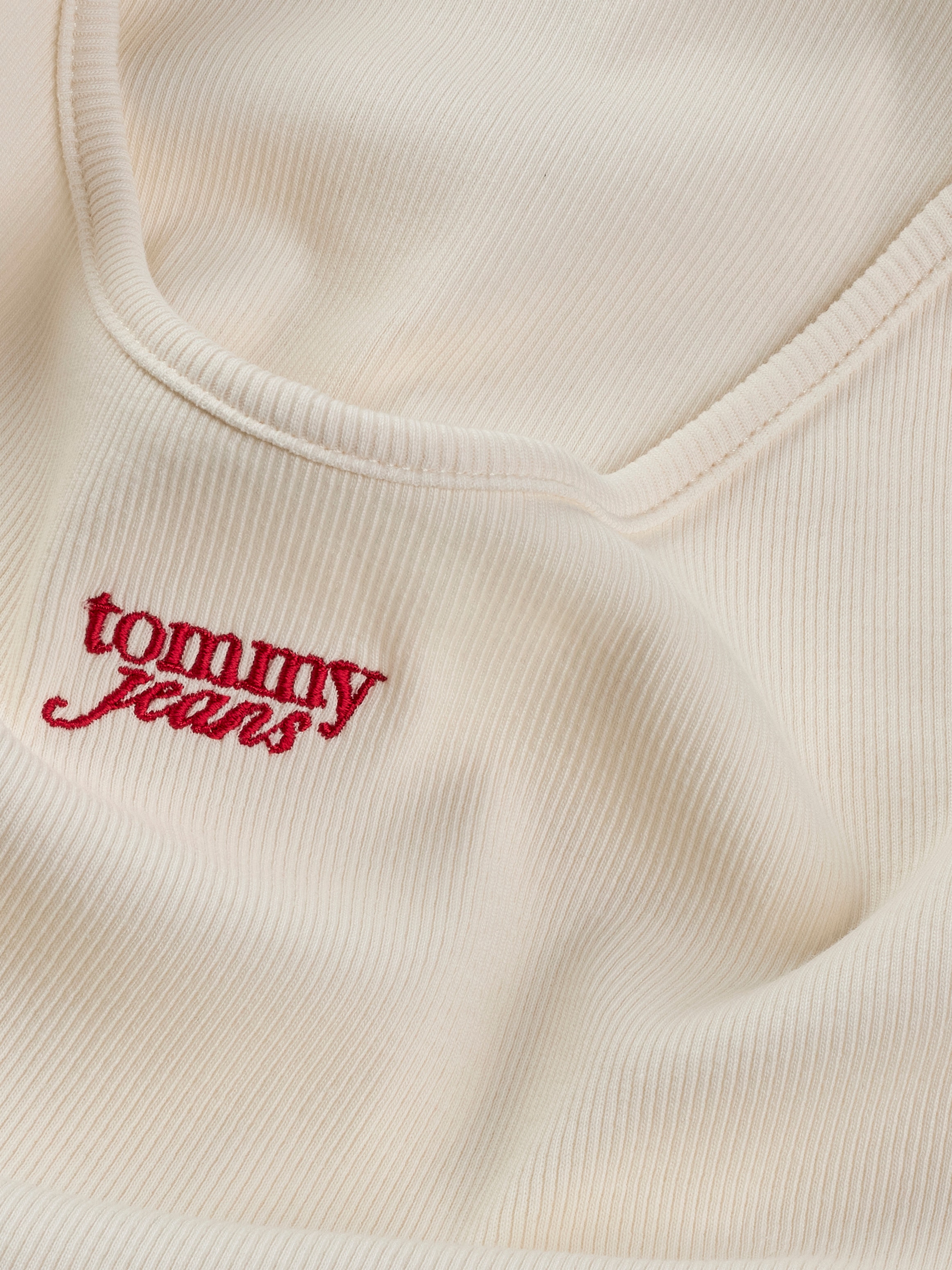 Tommy Jeans Spaghettitop »TJW SCRIPT STRAPPY TOP«, in Rippoptik, mit Logoschriftzug