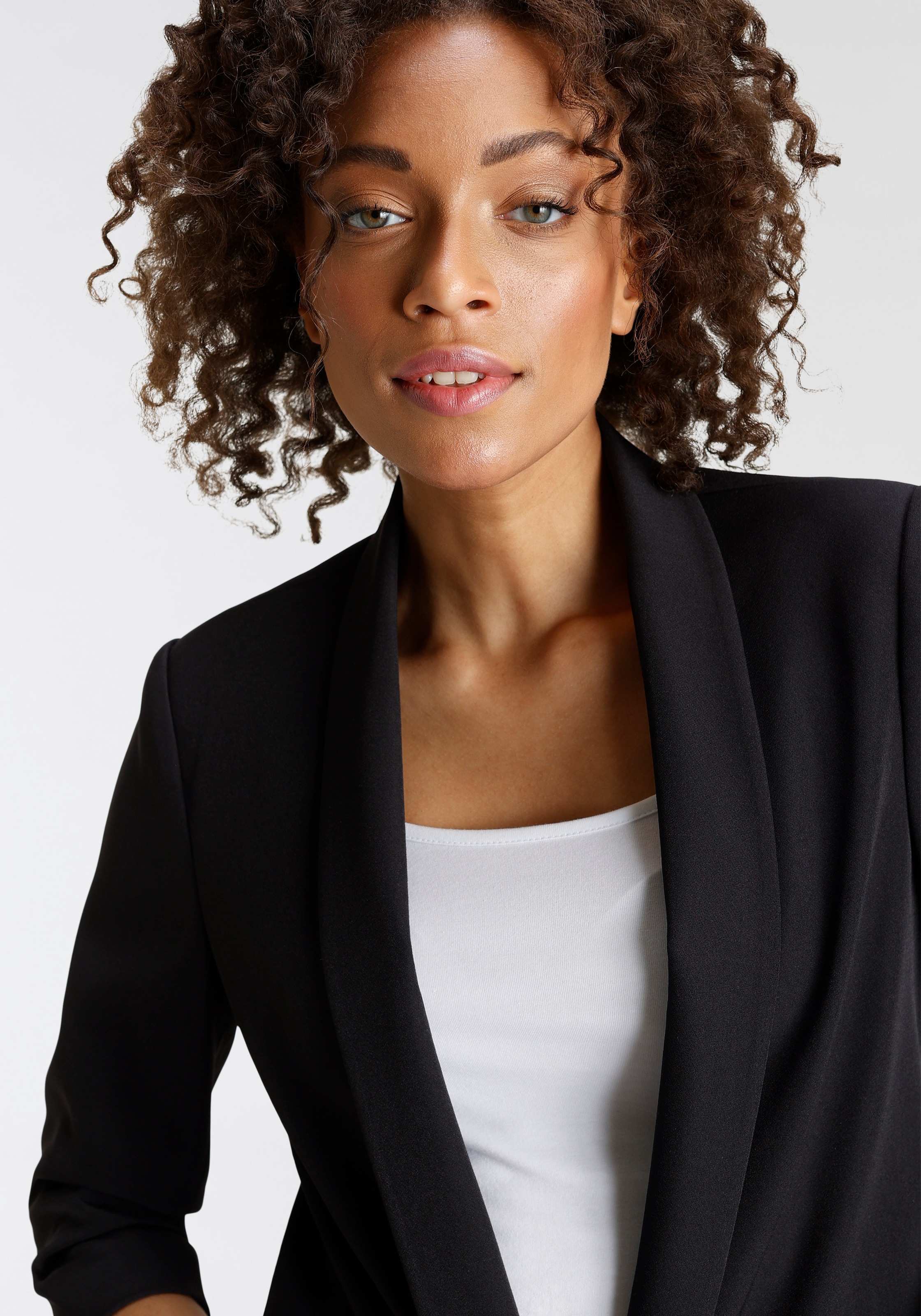 Thumbnail - ONLY Kurzblazer "ONLELLA – Femininer Blazer mit 3/4-Ärmeln und Raffung" regular fit, casual, Web, Kunstfaser, V-Ausschni...