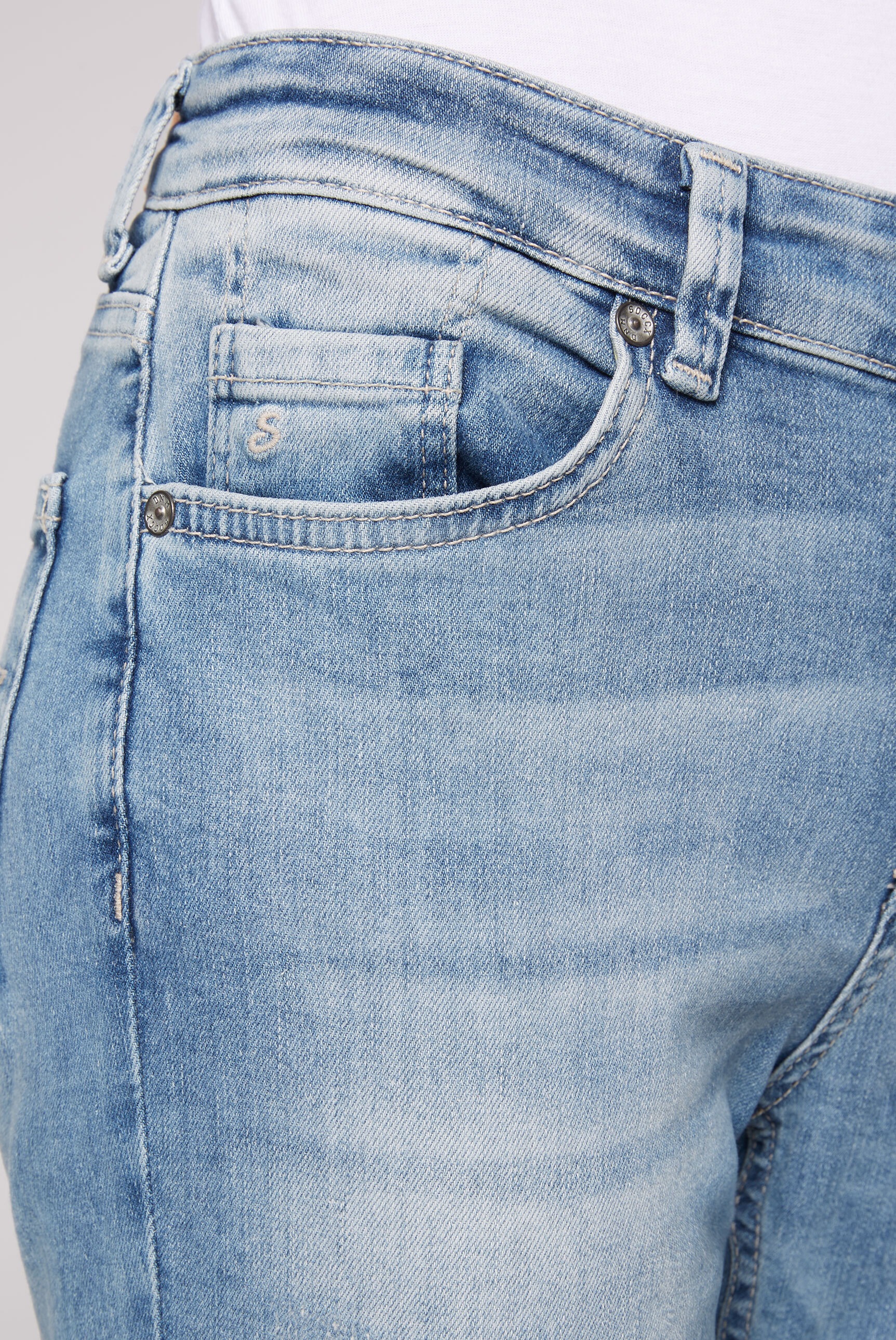 SOCCX Slim-fit-Jeans, mit Schlitz am Saum