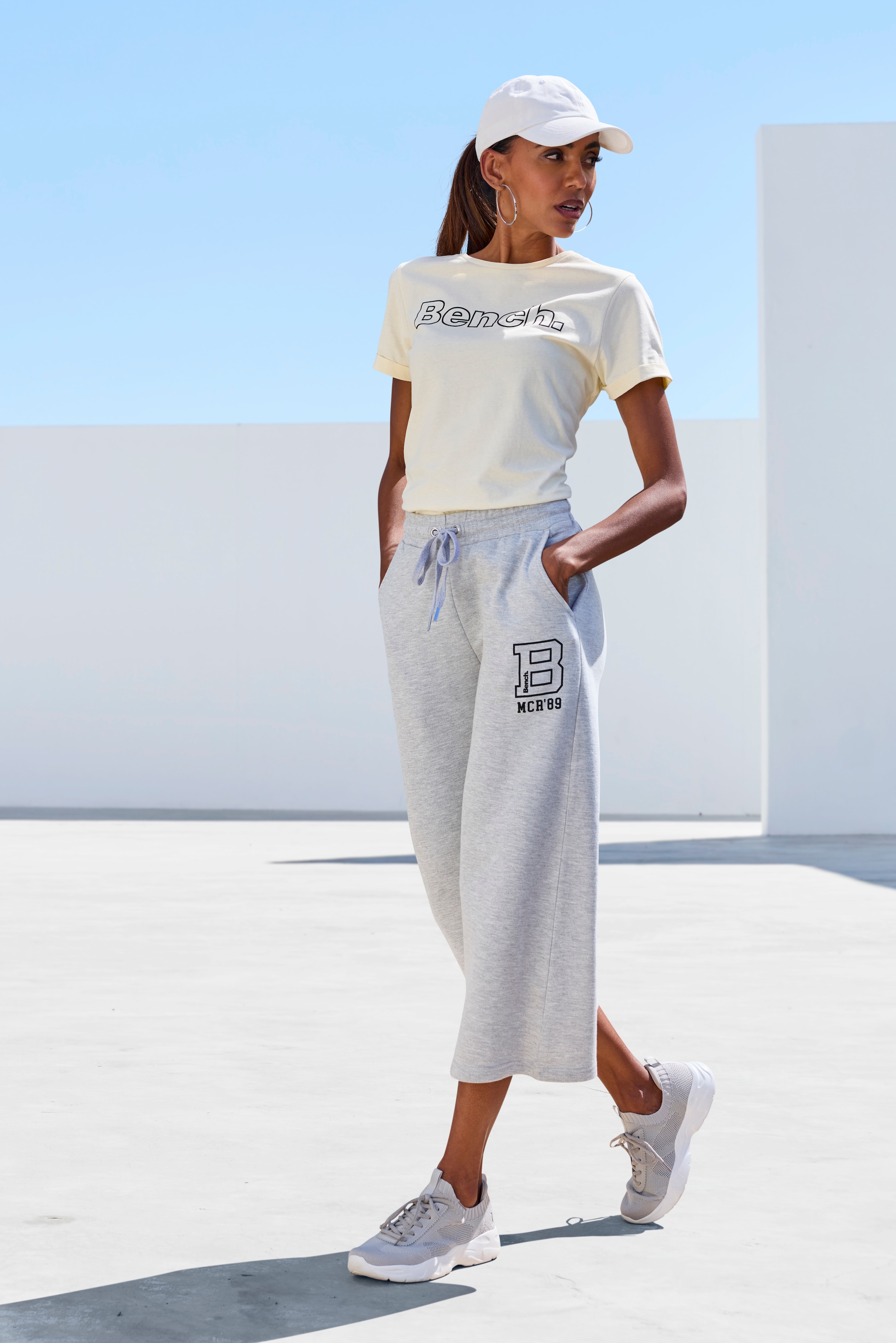 Bench. Loungewear T-Shirt, (Packung, 2 tlg.), mit Logodruck
